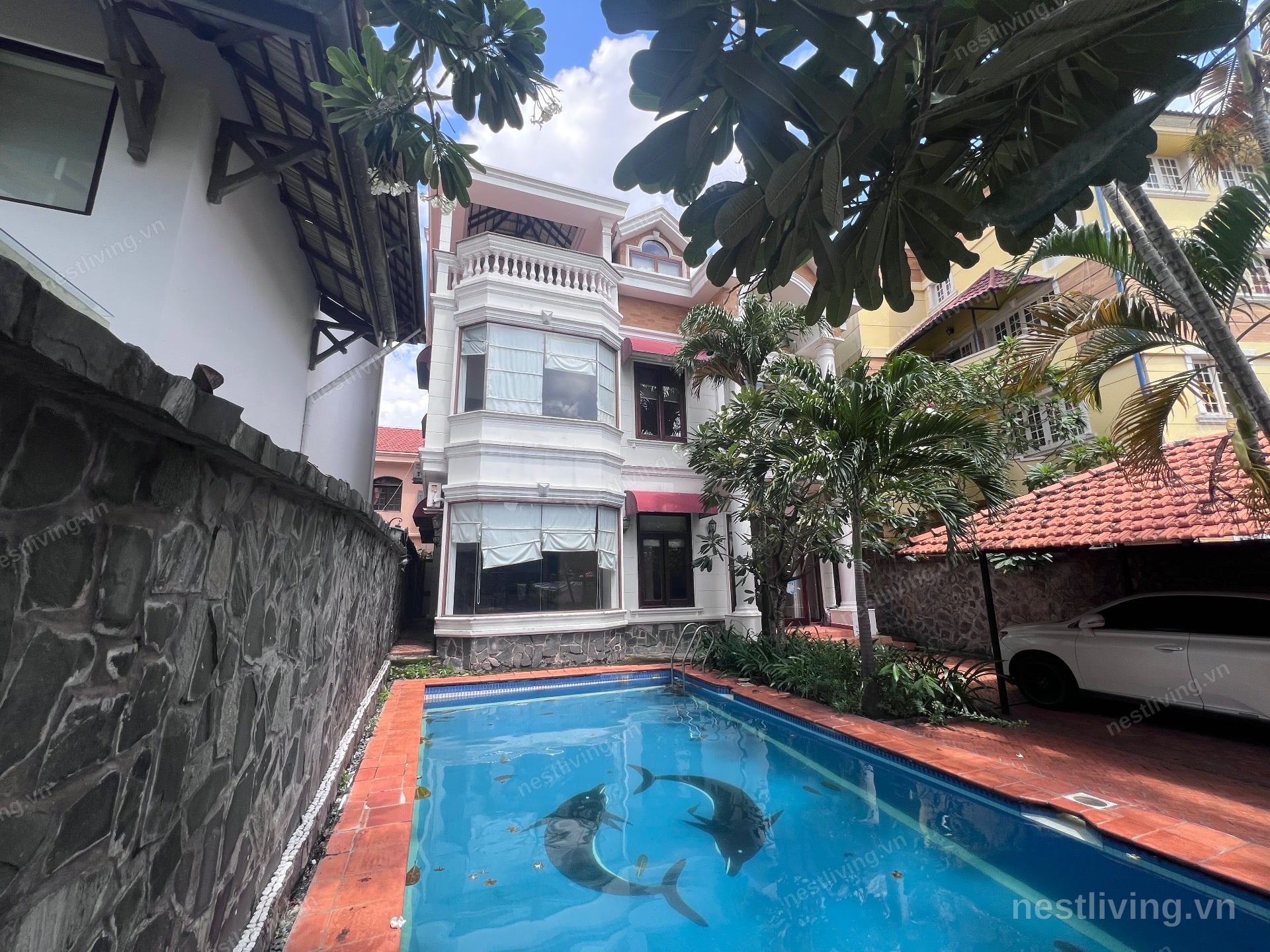 Balcony 4-Bed Villa for Rent in Quận 2, Ho Chi Minh City