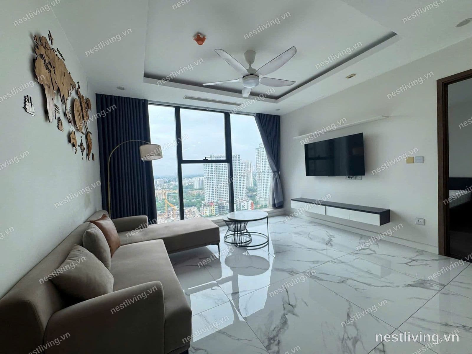 Balcony 2-Bed Apartment for Rent in West Lake, Hanoi