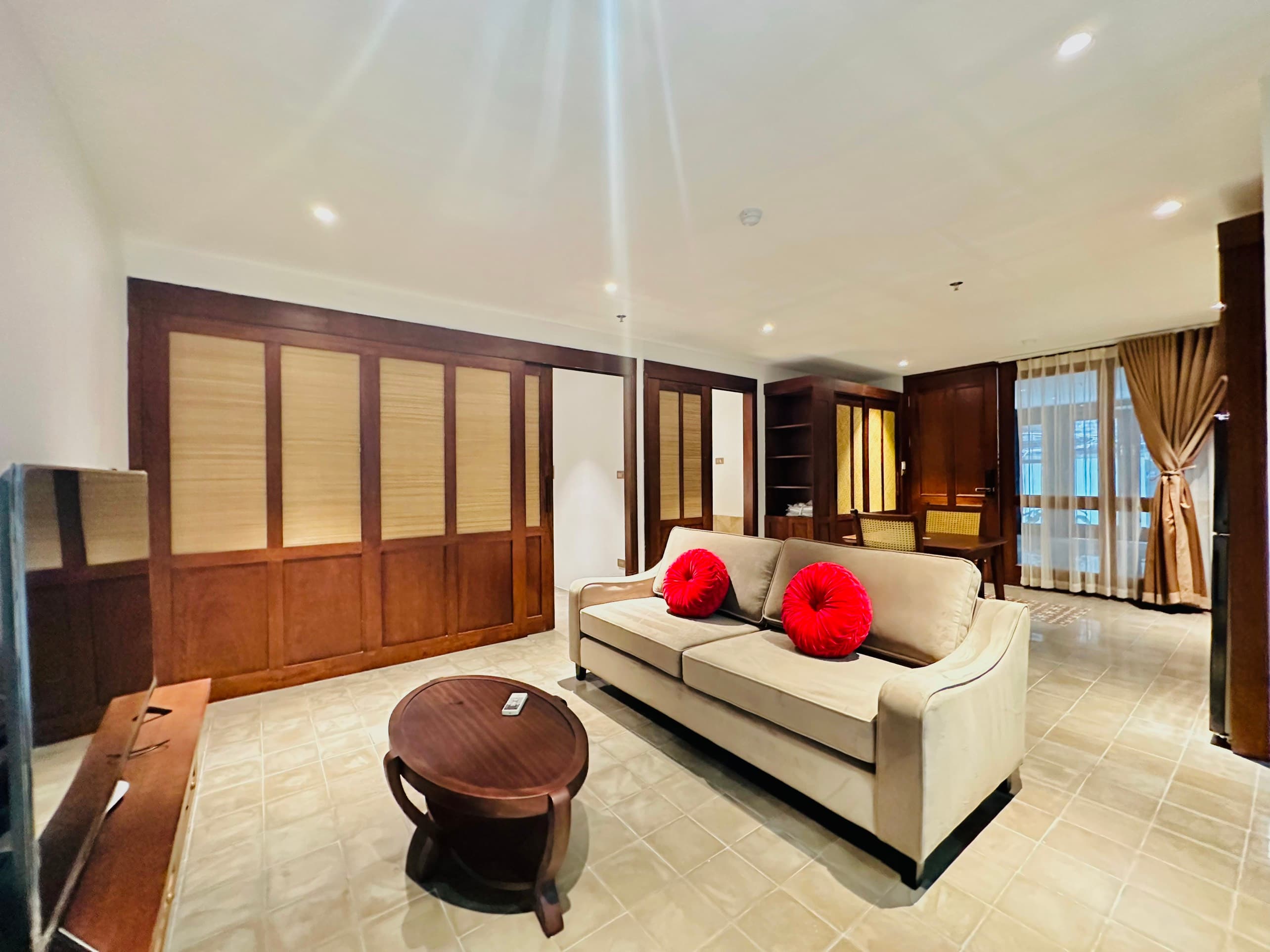 Indochine 1 Bedroom on To Ngoc Van with mall Courtyard
