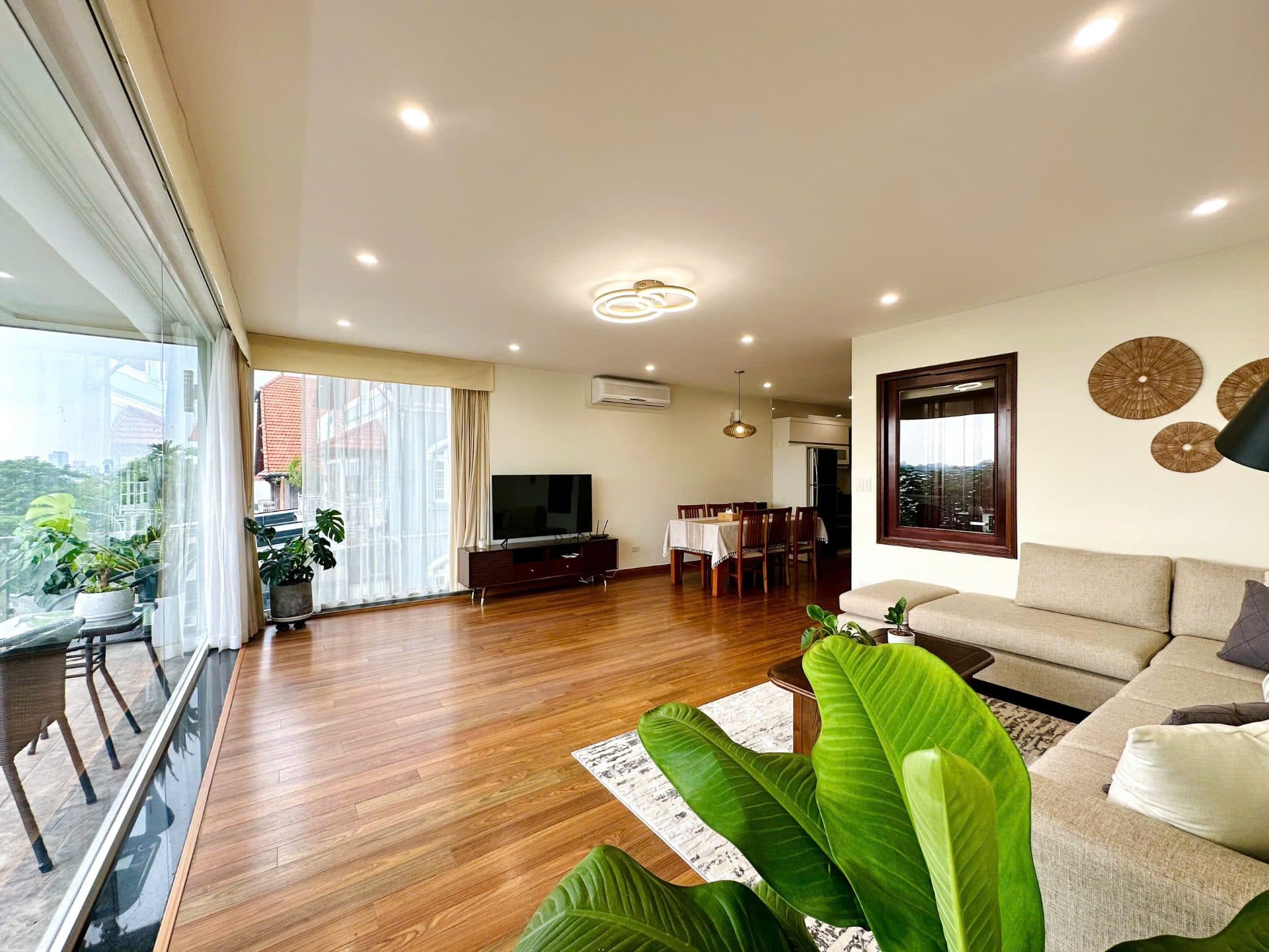 Lake View 3 Bedroom Apartment for Rent on Quang An Street 2