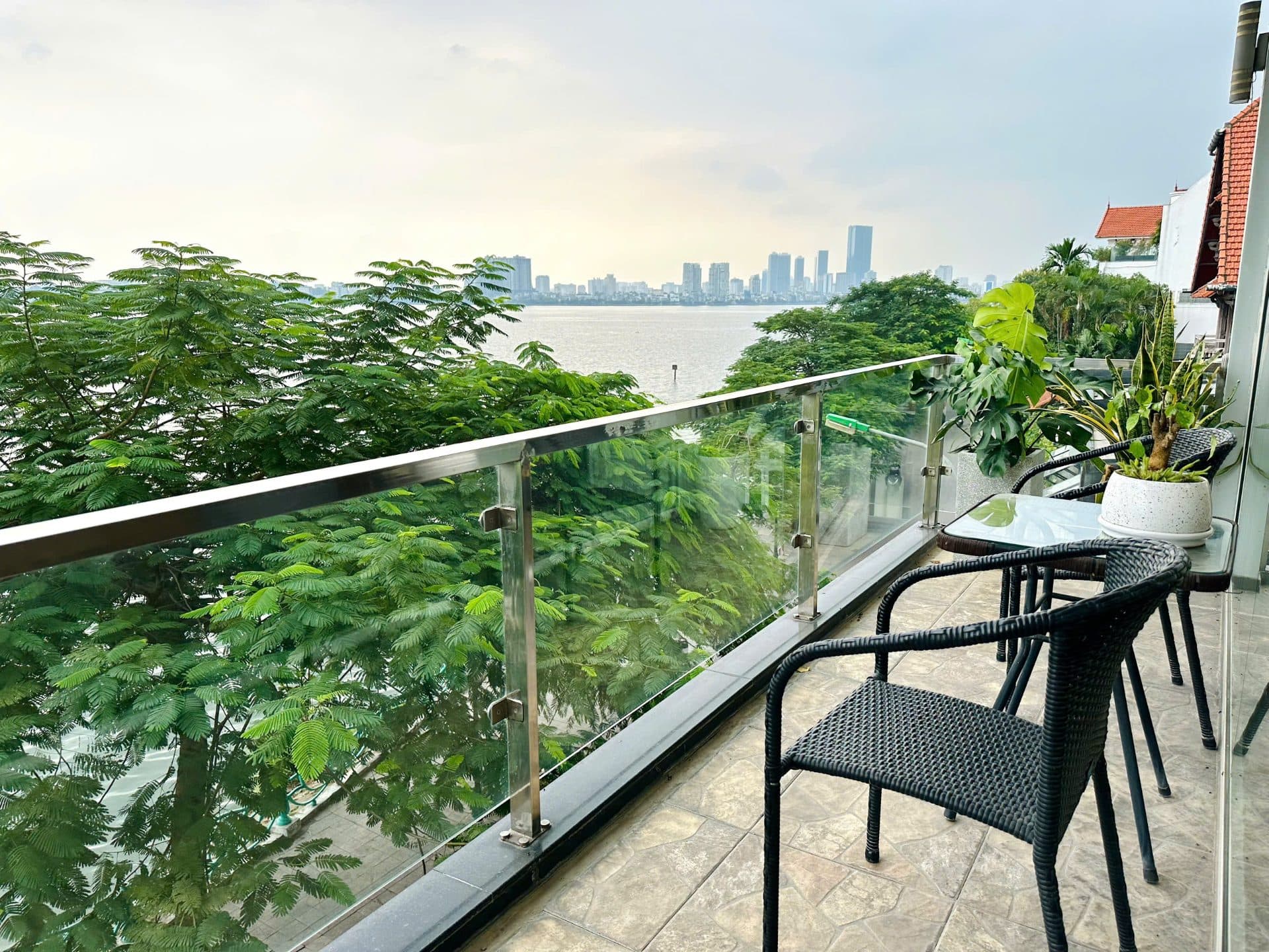 Lake View 3 Bedroom Apartment for Rent on Quang An Street 3