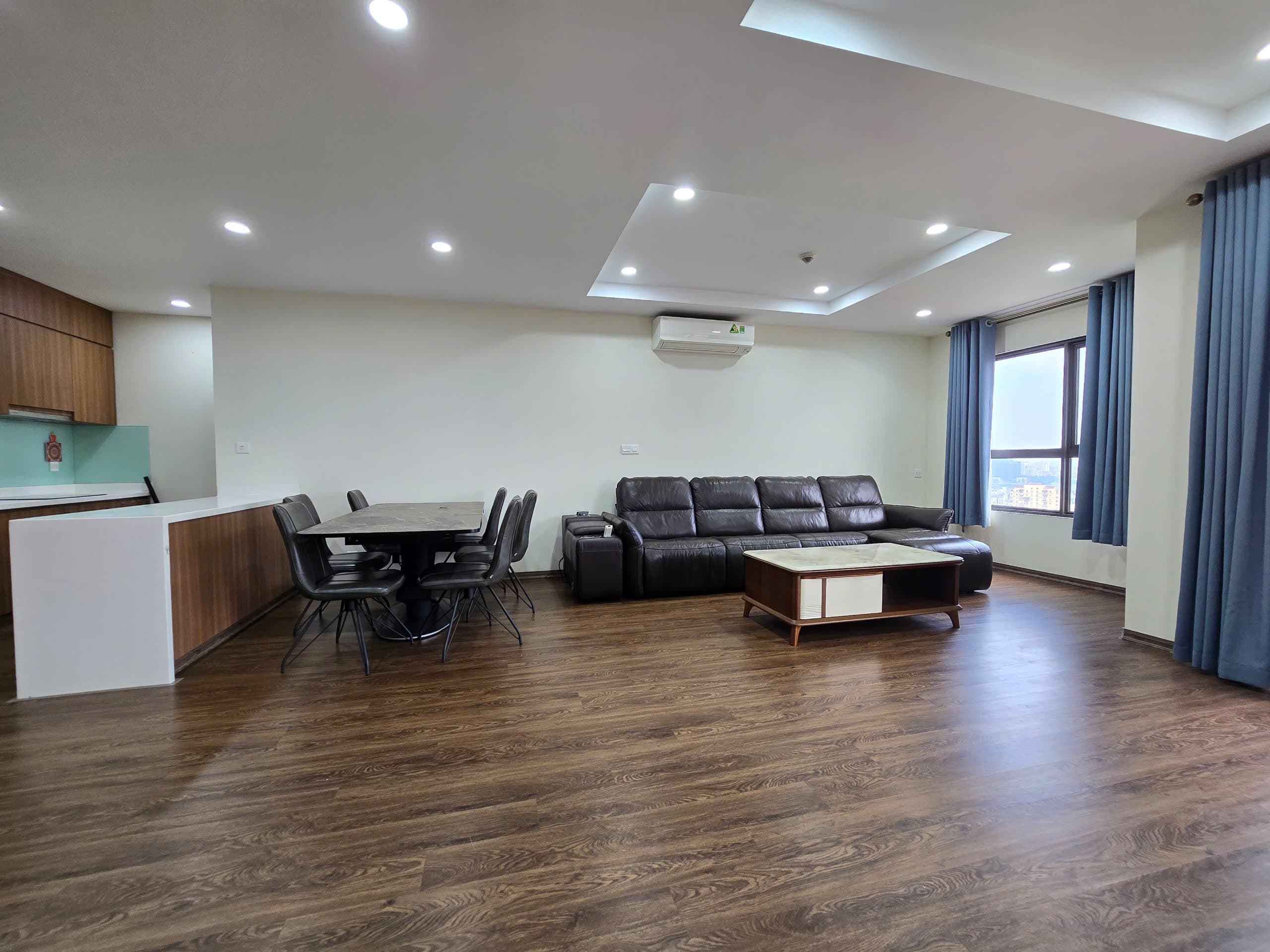 Spacious 1 Bedroom Apartment for Rent at Kosmo Tay Ho, Xuan La