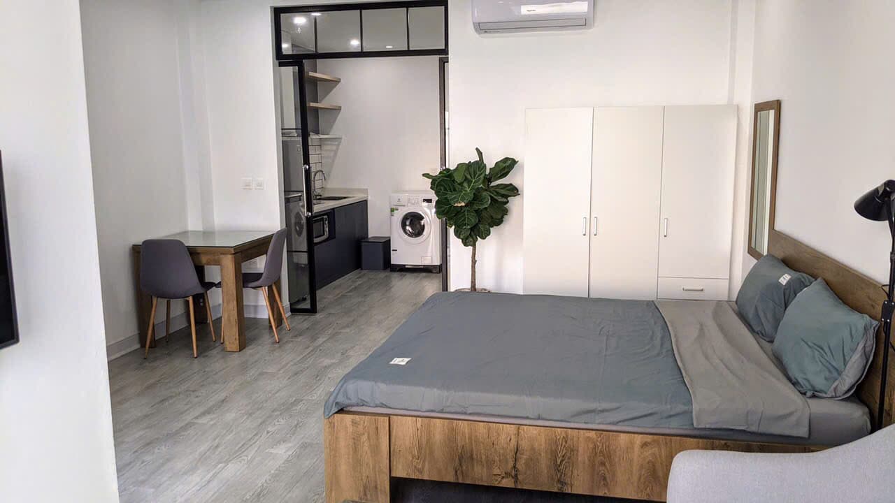 Sunlit 1 Bedroom Apartment on Vu Mien Street with Lake View 2