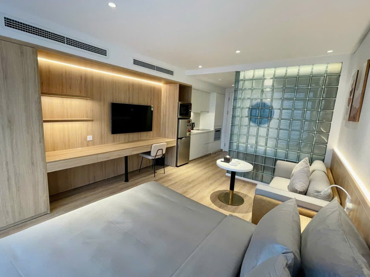 Live in the heart of Hanoi - Studio & 1 Bedroom Apartments on Le Duan 2