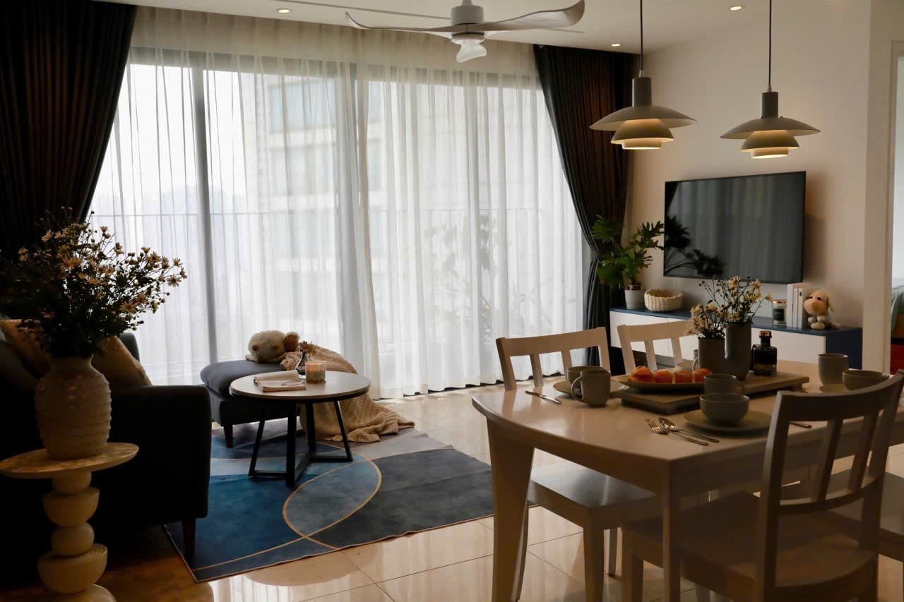 Stylish 3 Bedroom Apartment at D'Capitale, Tran Duy Hung 2