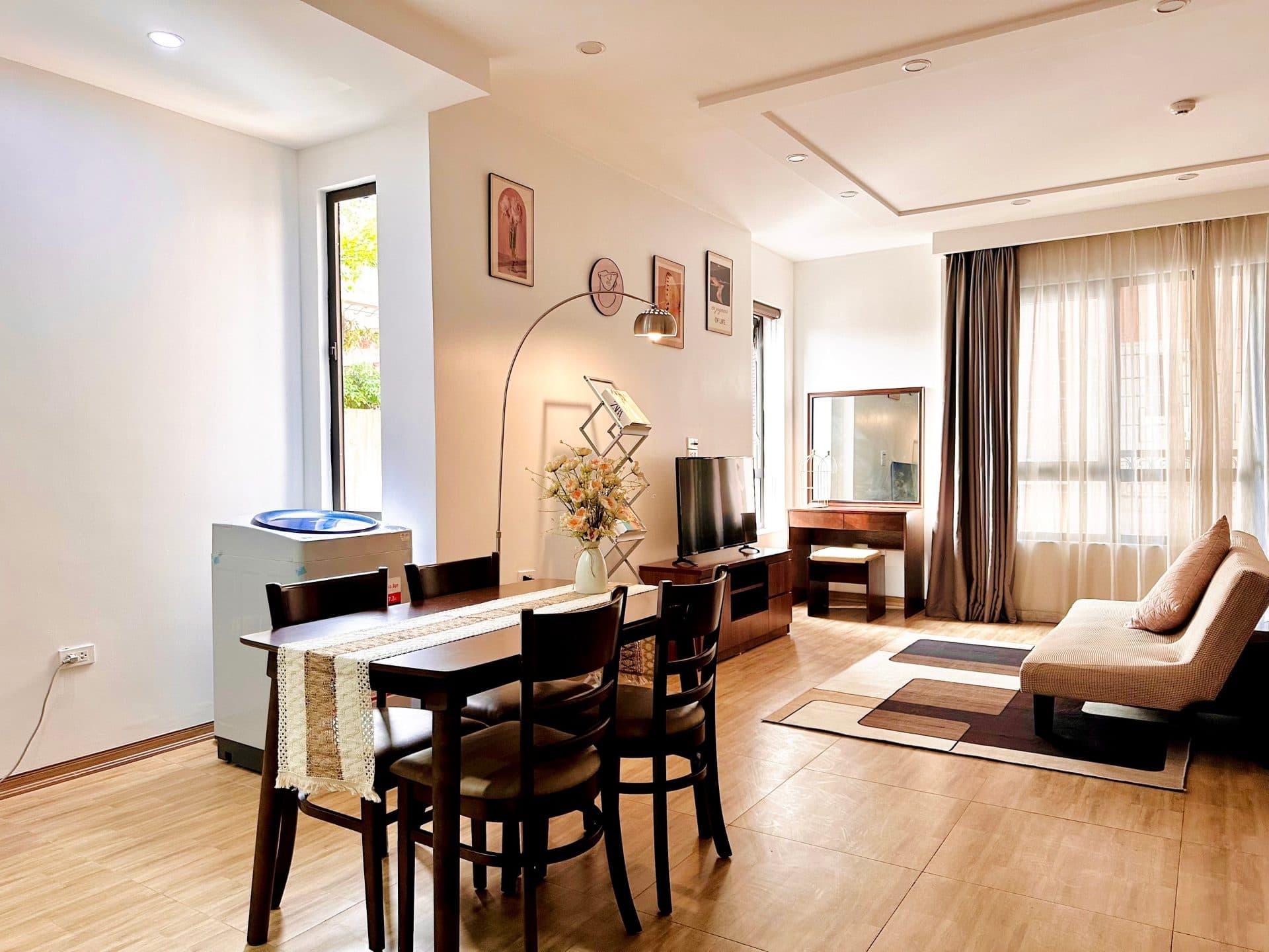 Spacious Studio with Balcony in Truc Bach 2