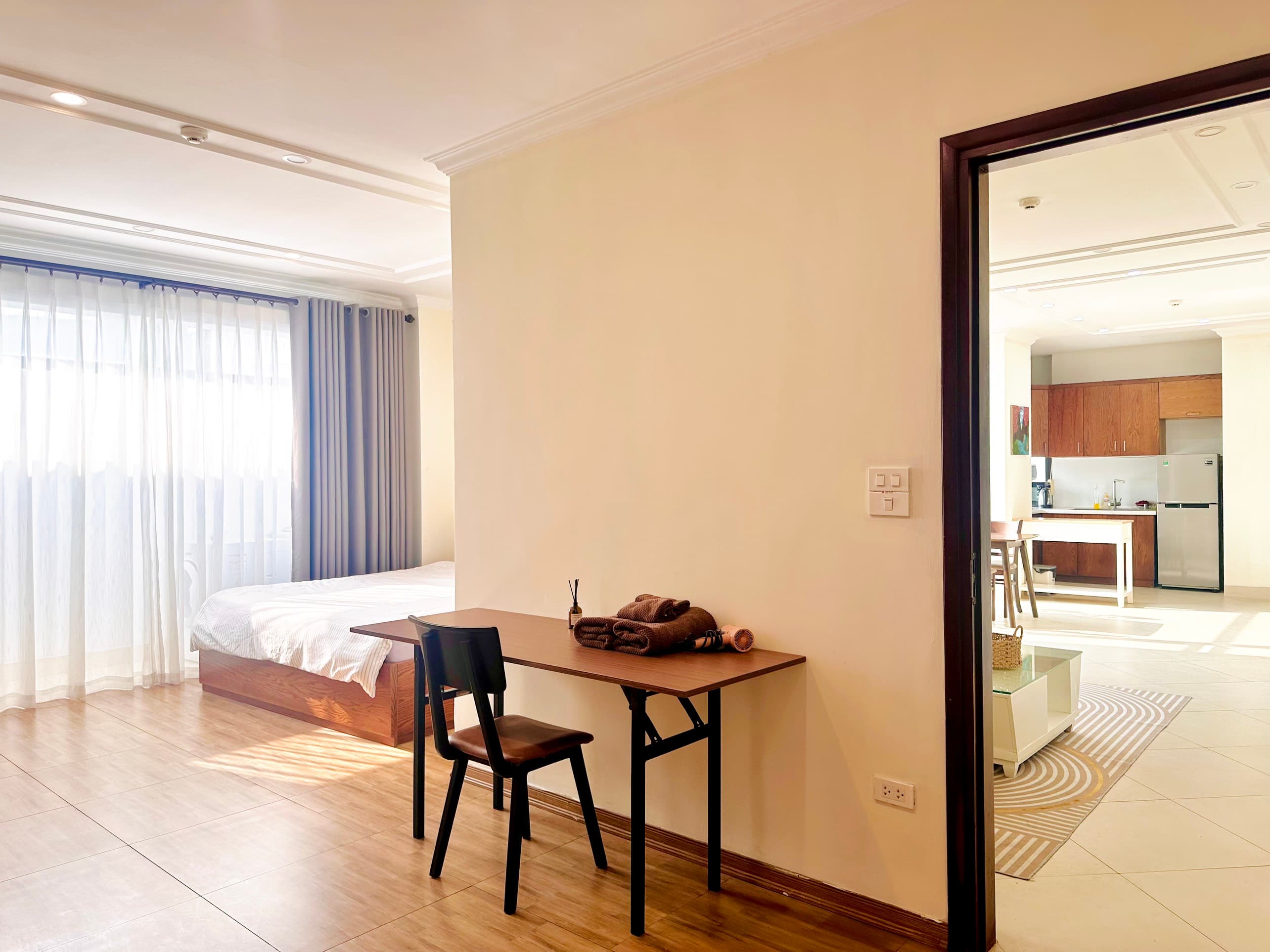 Stunning Modern Two Bedroom in Truc Bach 2