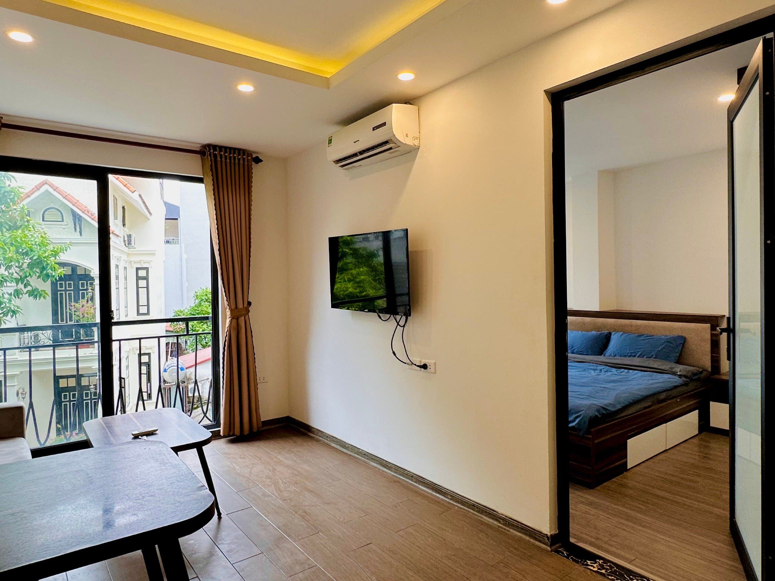 High floor 1 Bedroom in Tay Ho 3