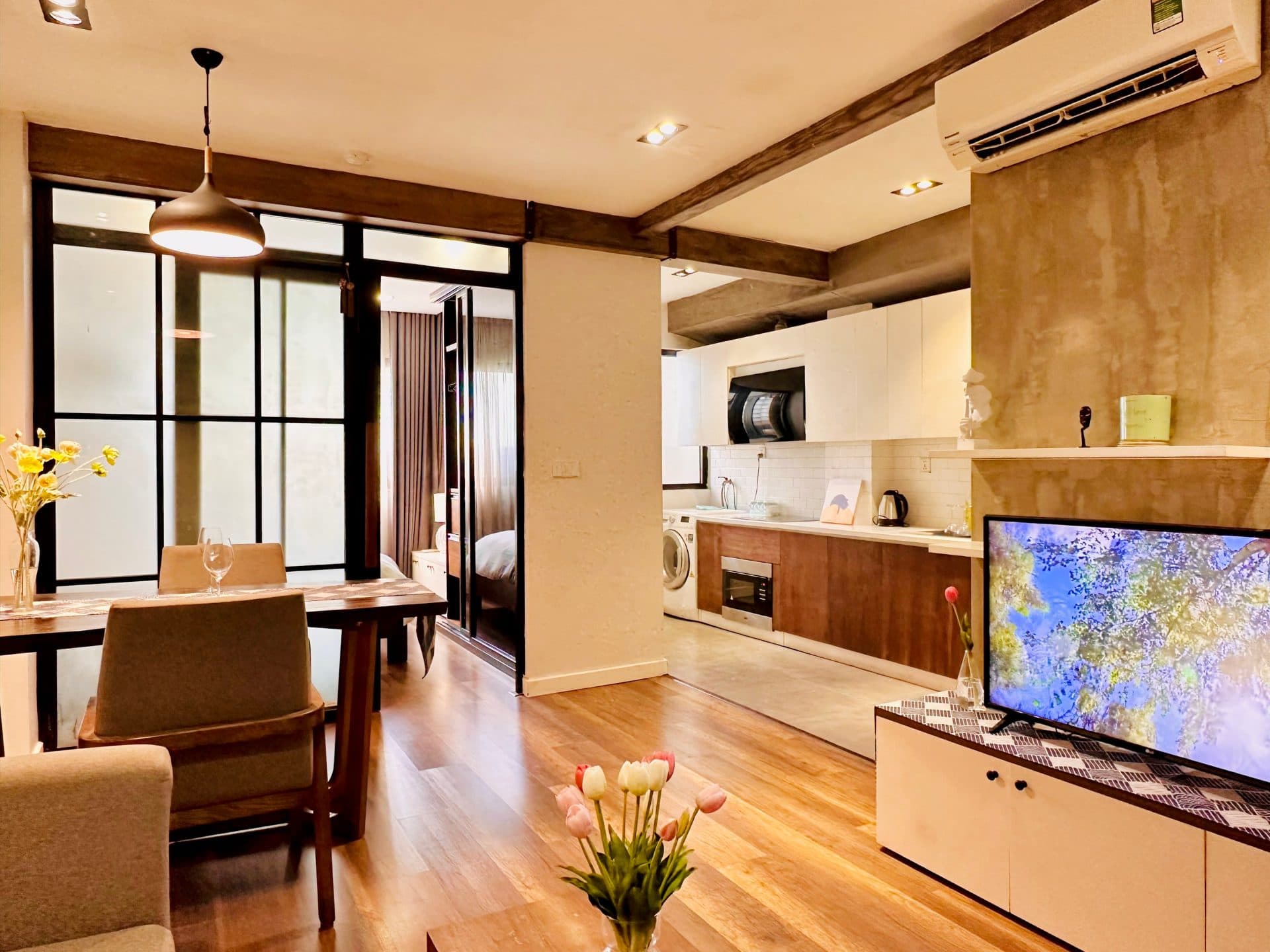 Stylish Modern 1 Bedroom in Tay Ho
