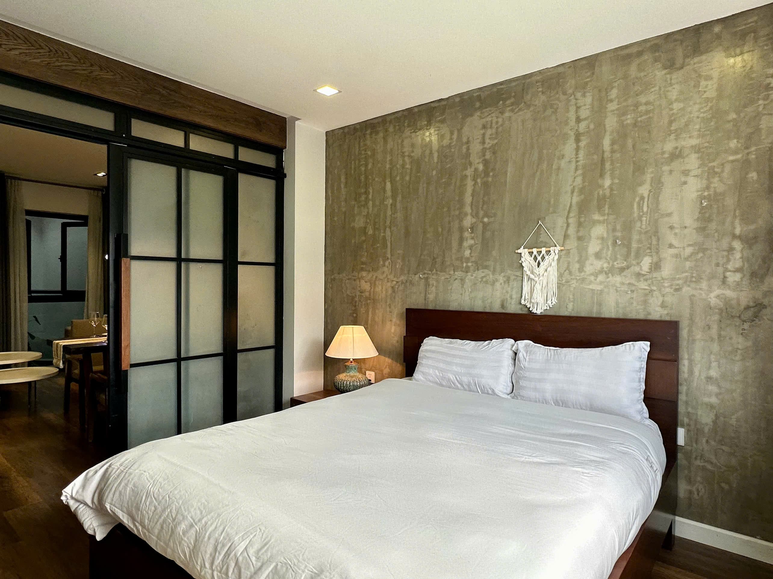 Modern-Feel 1 Bedroom in Tay Ho