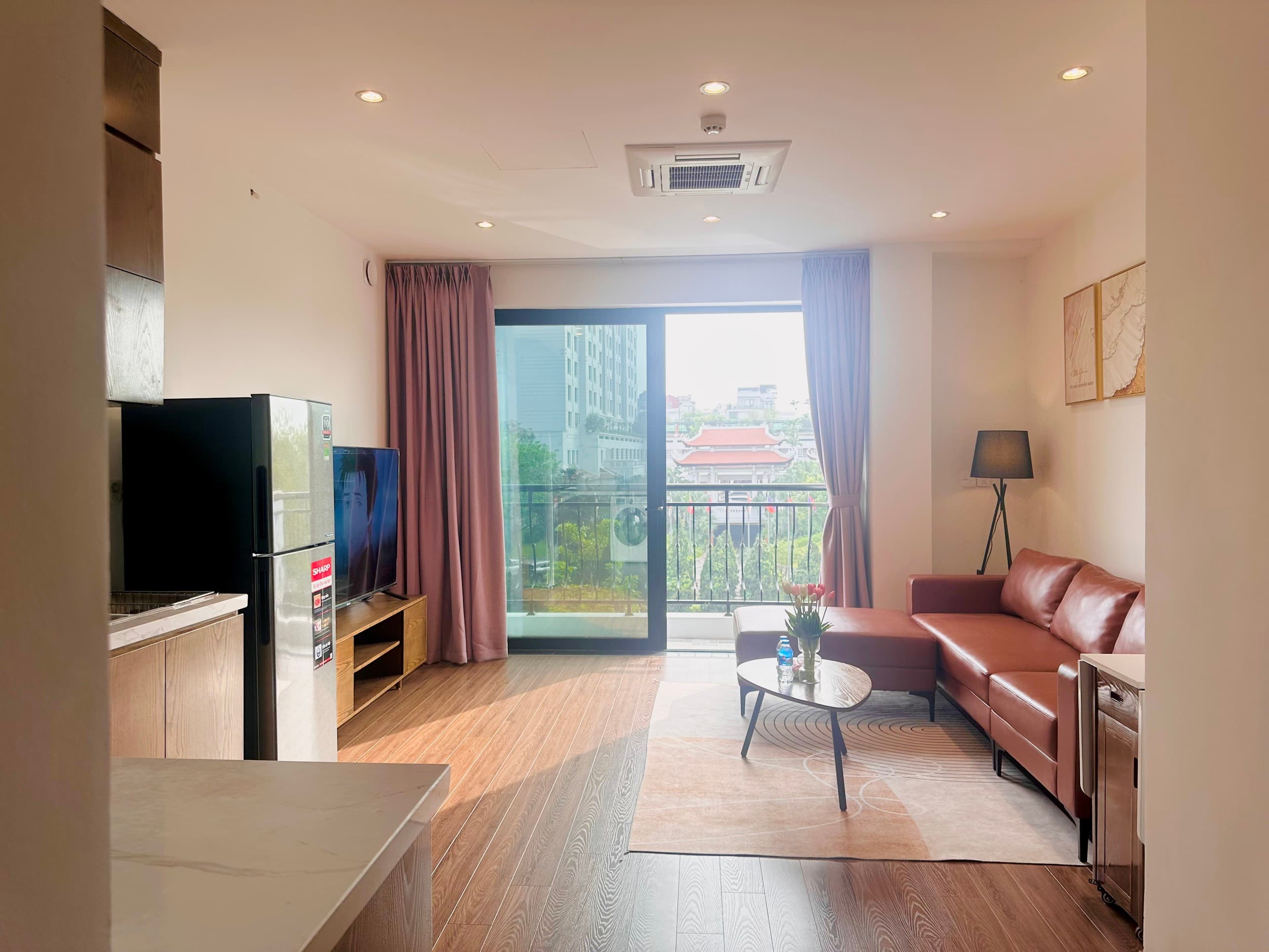 Spacious 1 Bedroom in Tu Hoa 2