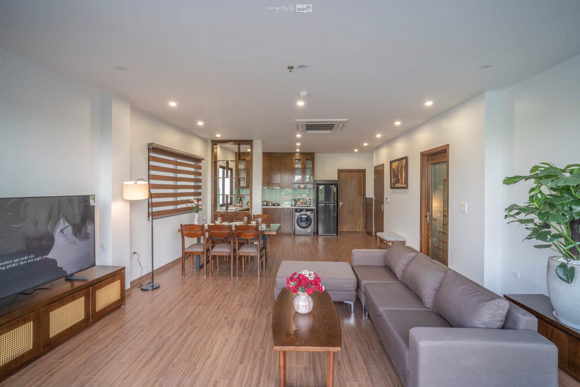 Lakefront 2 Bed on Vu Mien 3