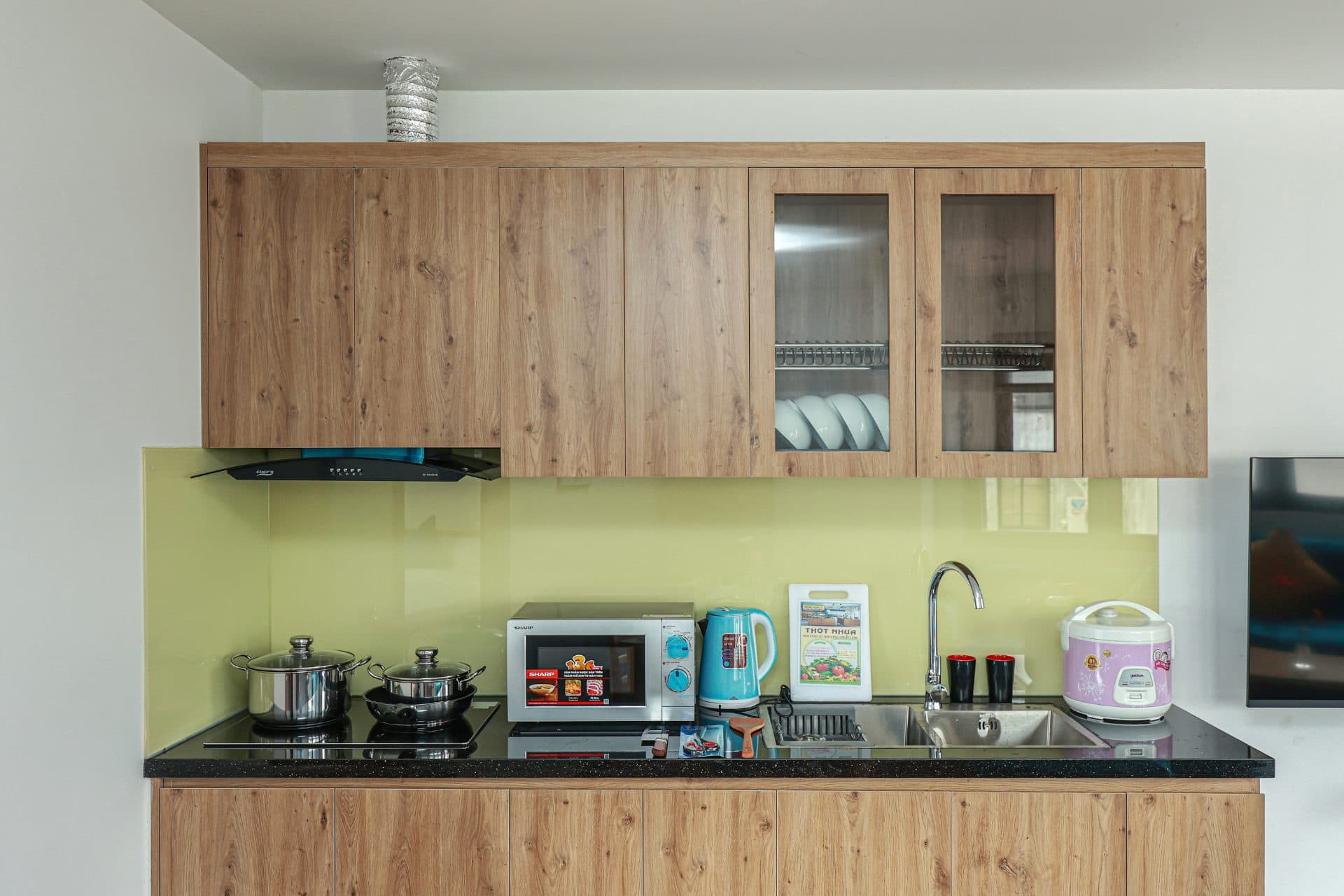 Lake view 2 bedroom apartment at Ve Ho street 2
