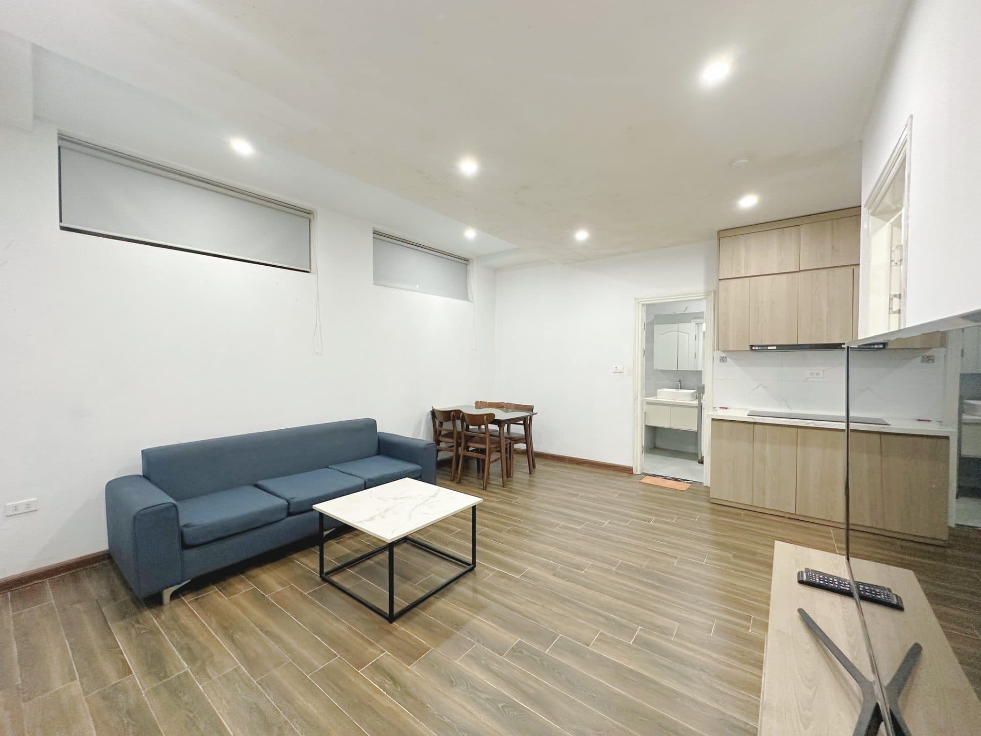 Affordable 1 Bedroom in Tay Ho 2