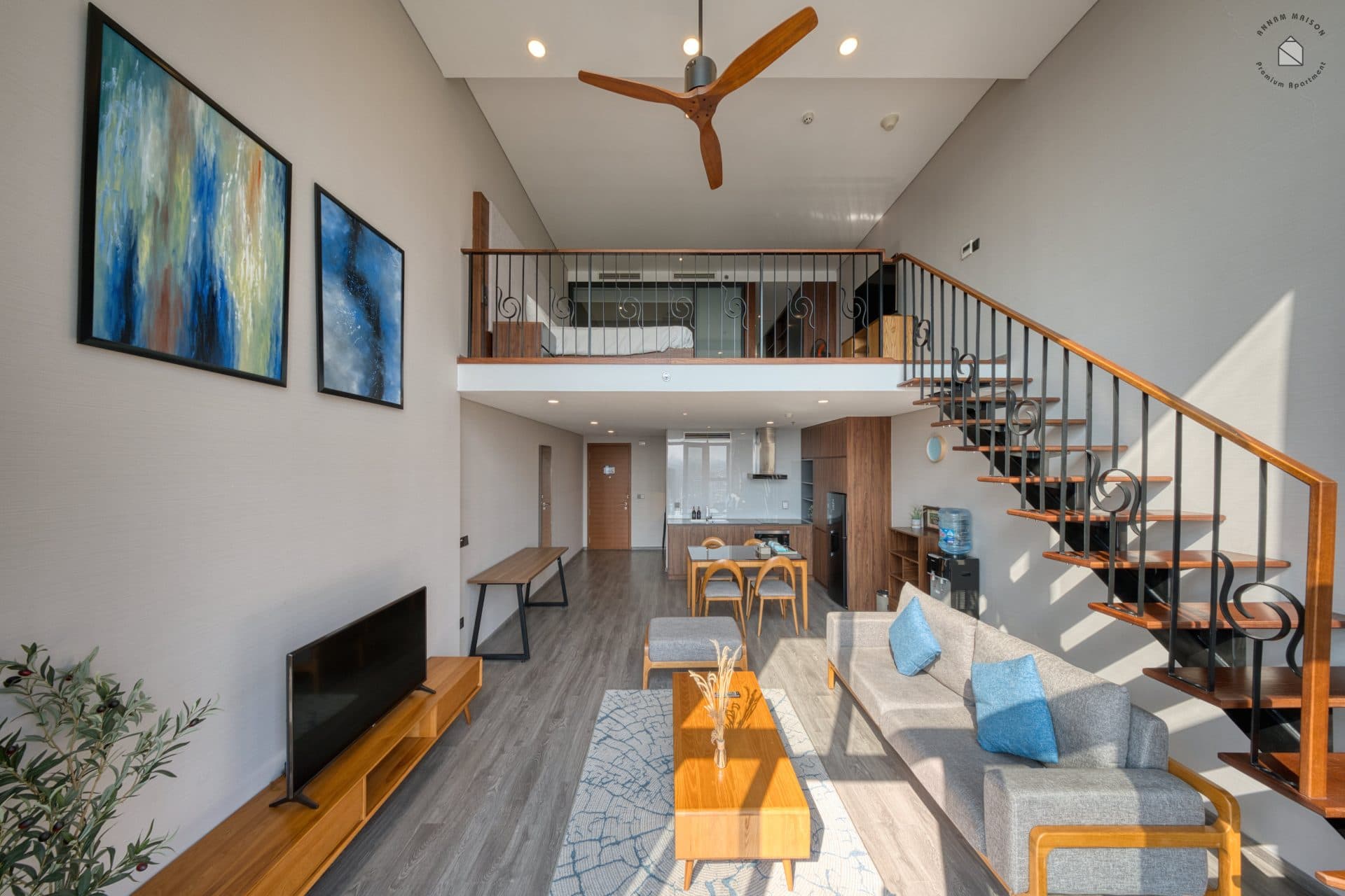 Premium lakeview 1 bedroom apartment at Lac Long Quan street 3