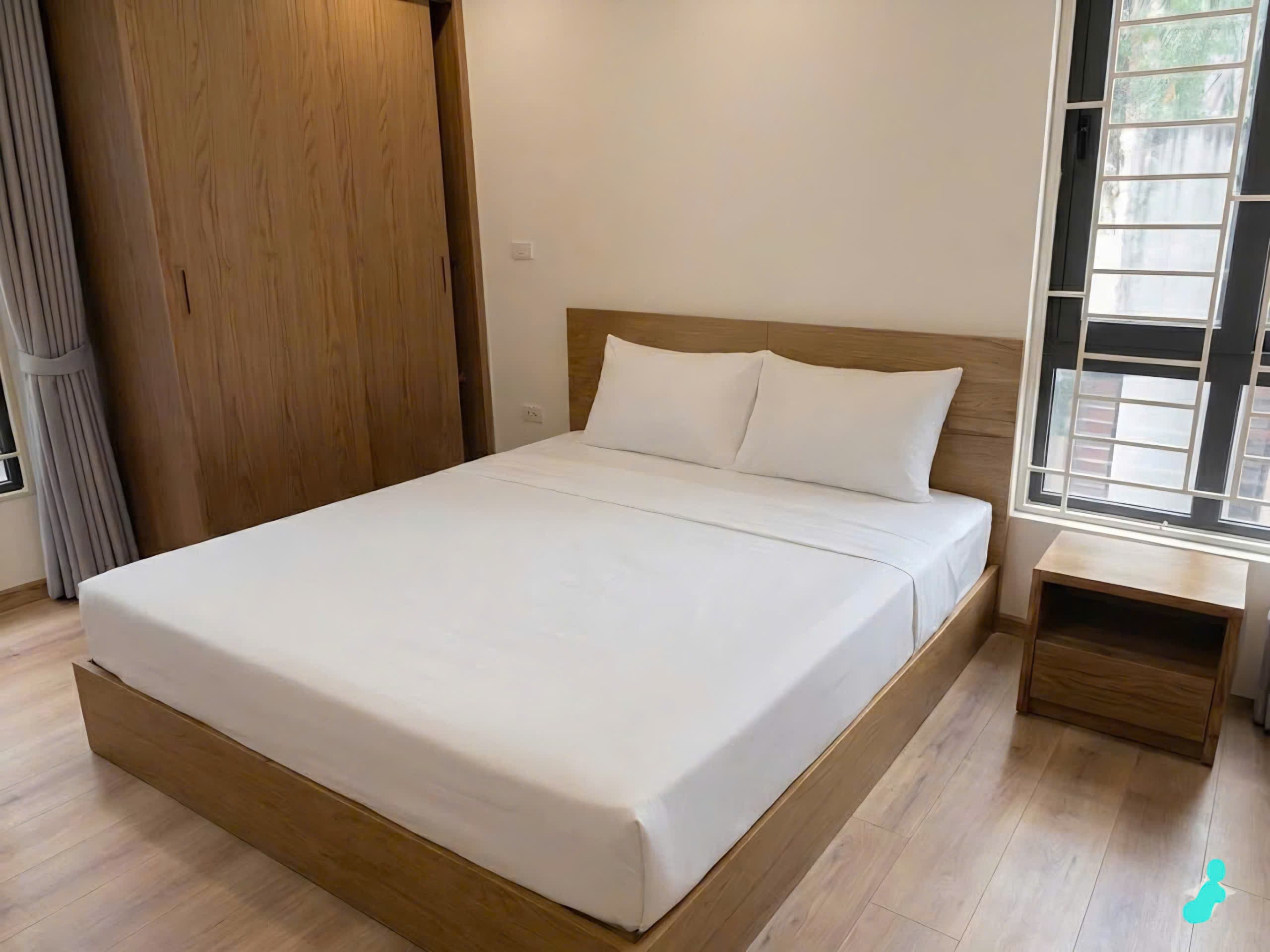 Bright & Neat 2-Bedroom Apartment on Dao Tan Street