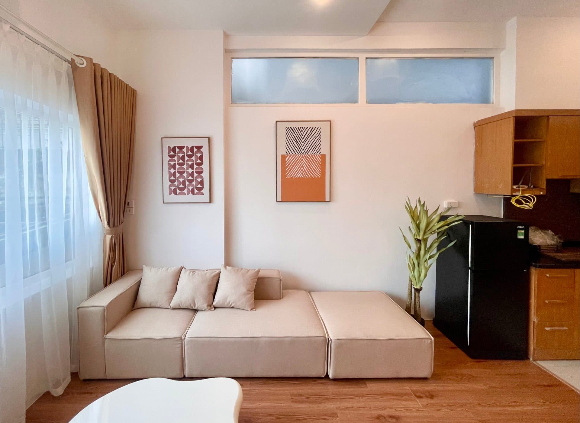 Lake view 1 bedroom apartment on Au Co street 3