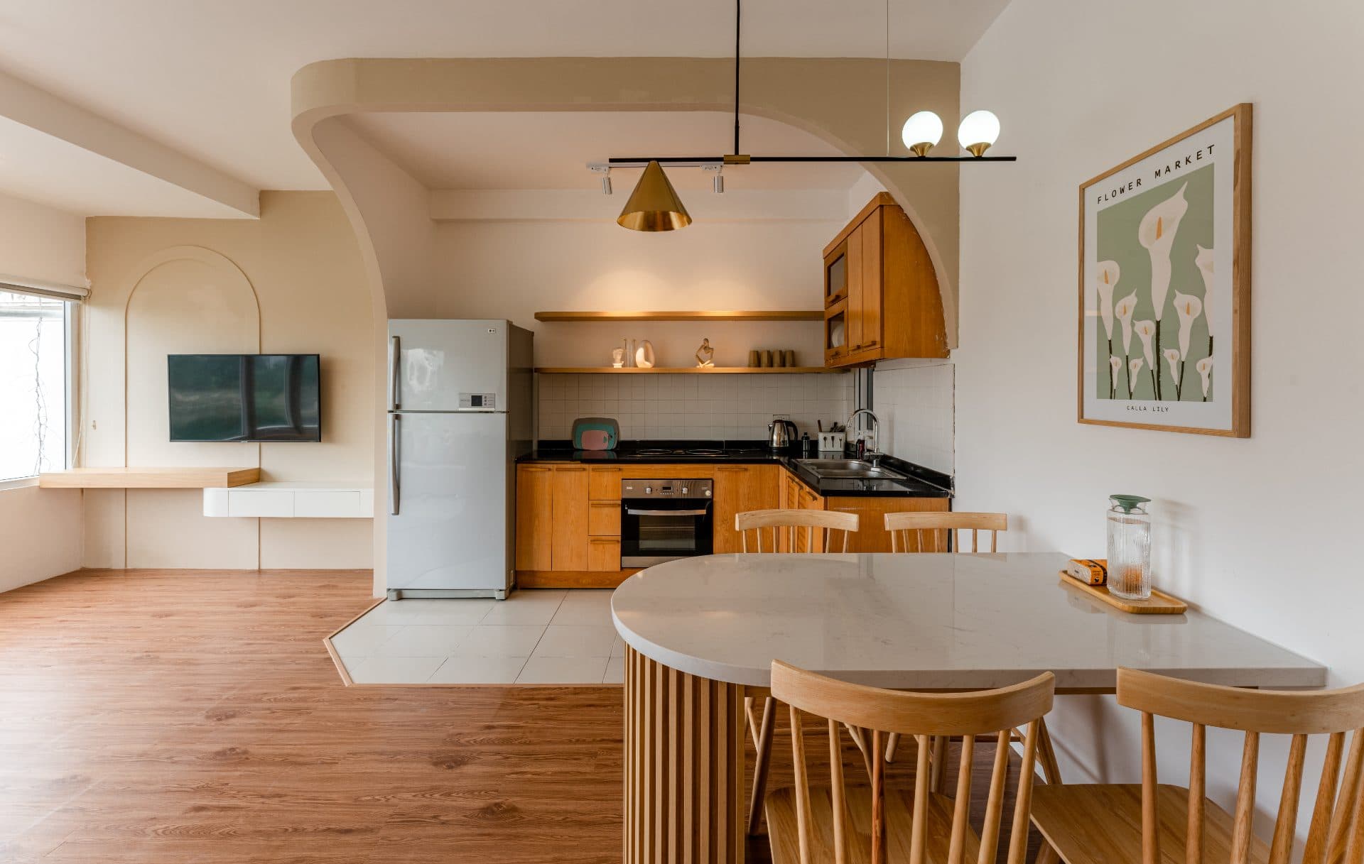 Bright 1 bedroom apartment on Au Co street 2