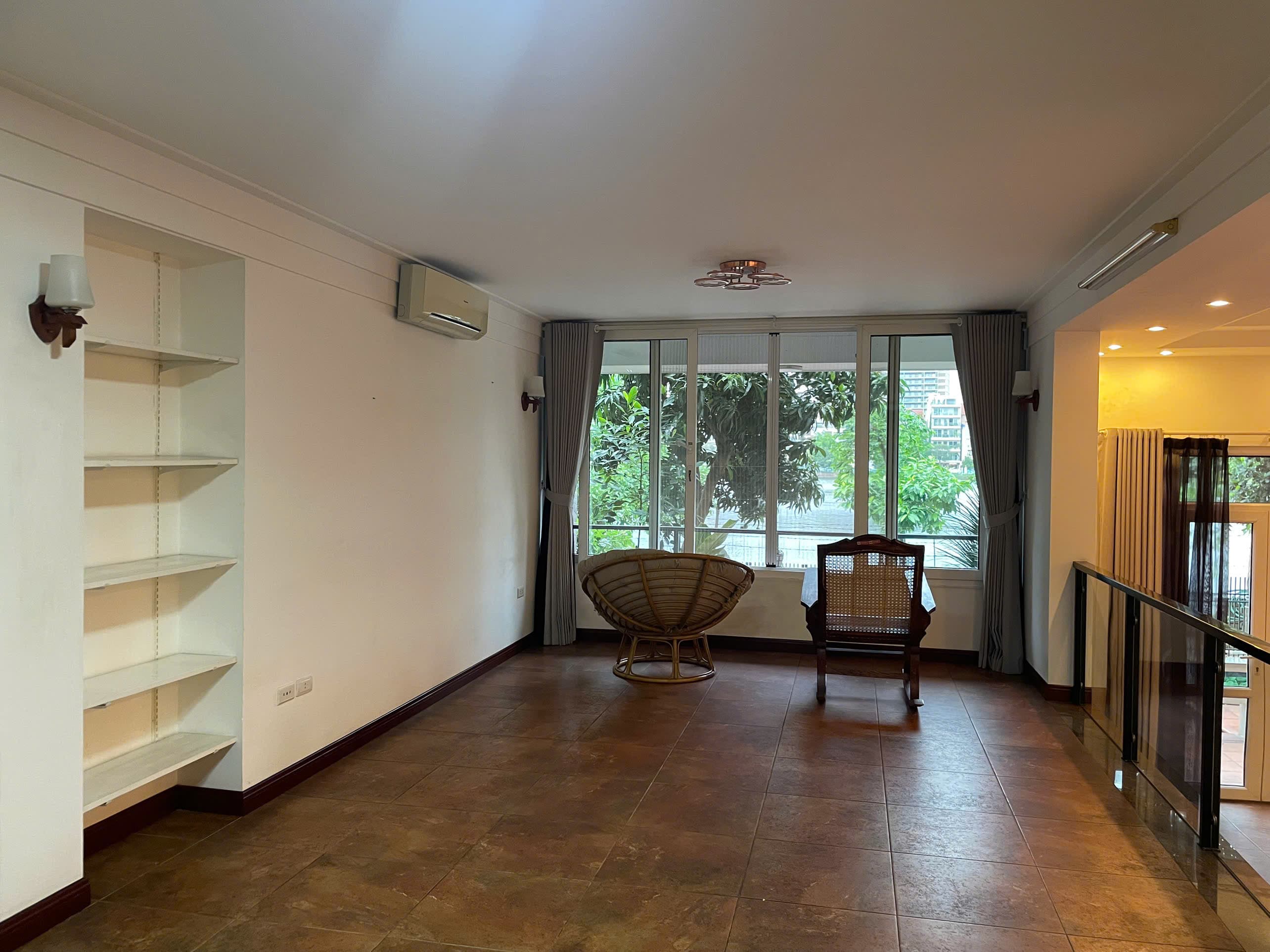 Lakefront Villa with Private Yard on Tu Hoa Street, West Lake 2