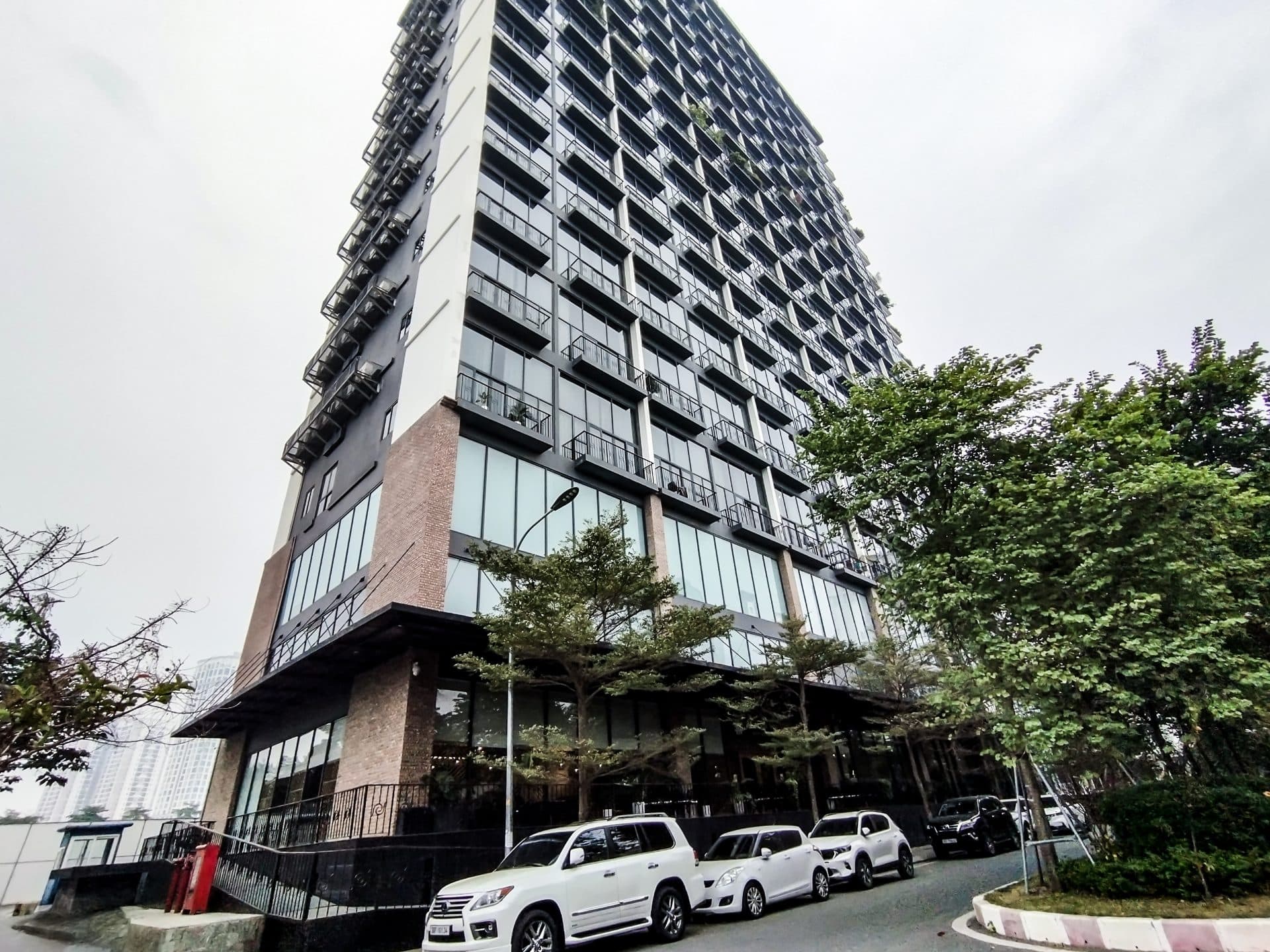 Luxury Pentstudio 1-Bedroom Apartment in Tay Ho 2