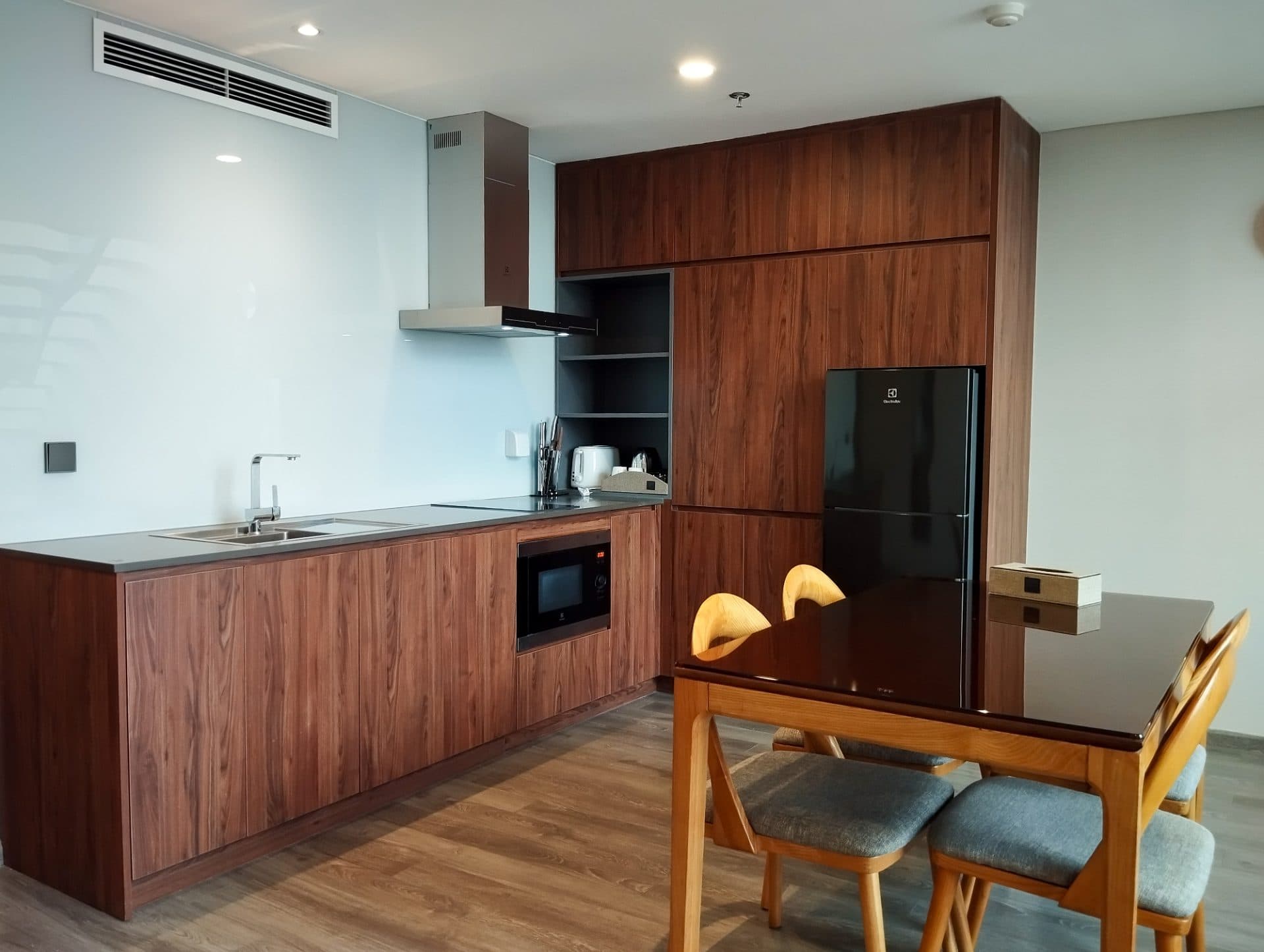 Luxury Pentstudio 1-Bedroom Apartment in Tay Ho 3