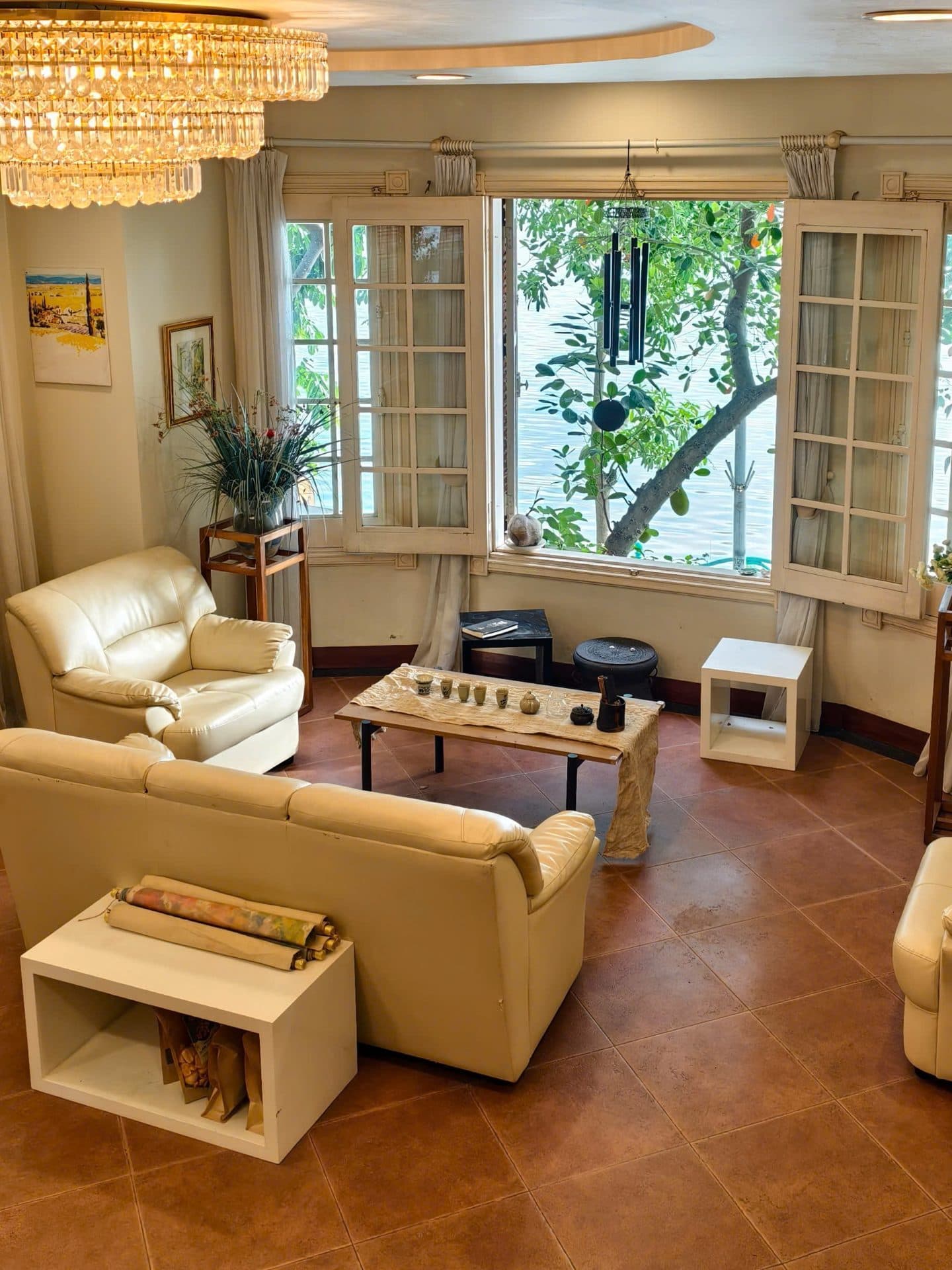 Villa Trên Mây – 4 Bedroom Lake View Villa on To Ngoc Van, Tay Ho 2
