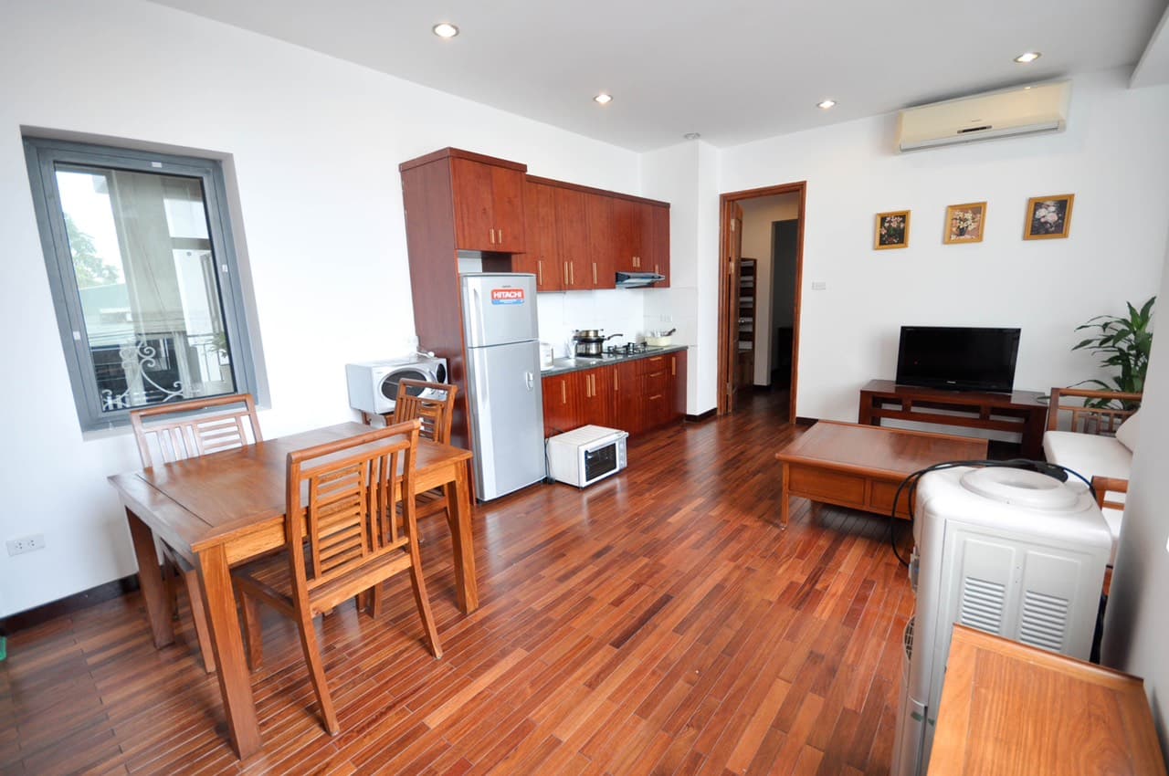 Homely 2 Bedroom Apartment in Xom Chua, Tay Ho 3