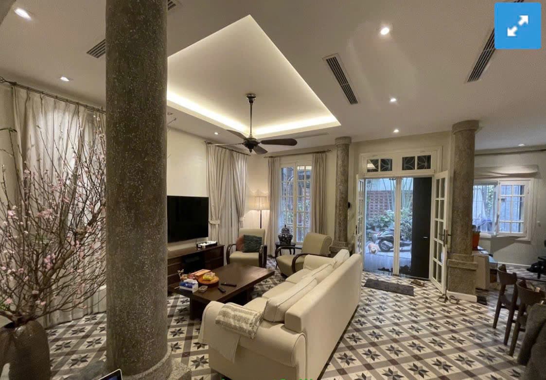 Sapcious 4-Storey Villa with Garden on Yen Phu Street