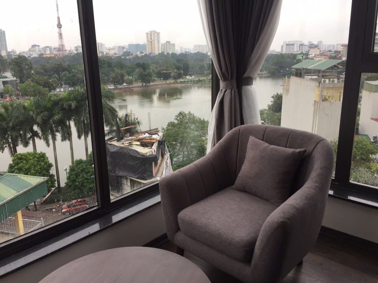 1 Bedroom Lakeview Apartment at Ba Mau Lake 3