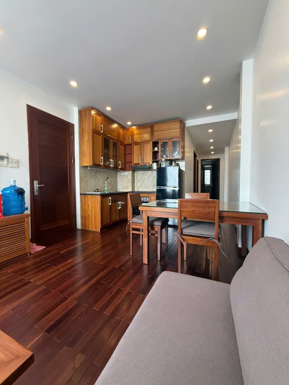 Warm 2 Bedroom Apartment on Ngoc Thuy, Long Bien 2