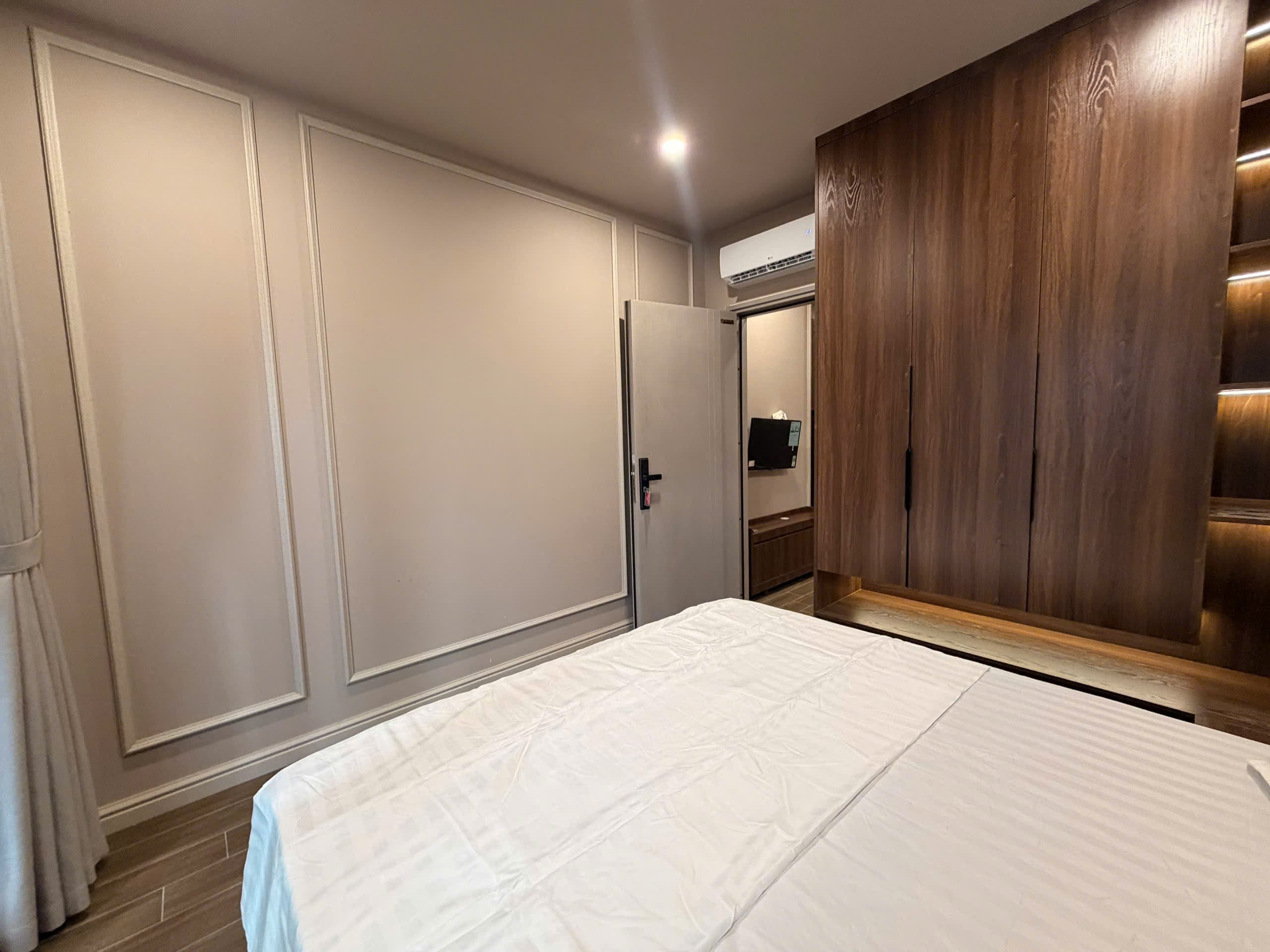 Brand New Warm 1 Bedroom in Au Co
