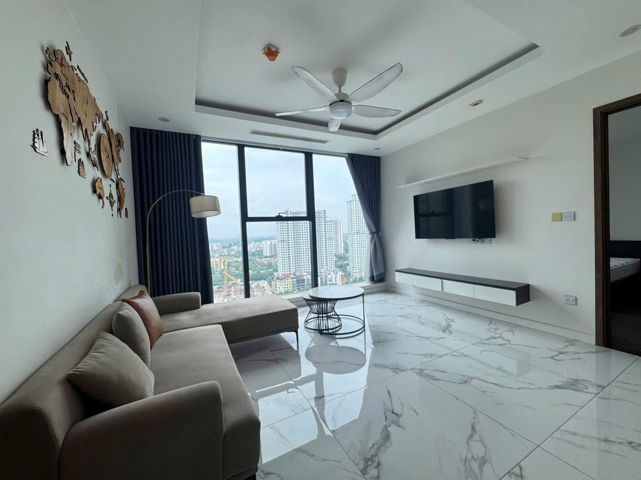 Fully Furnishe High Rise in Tay Ho