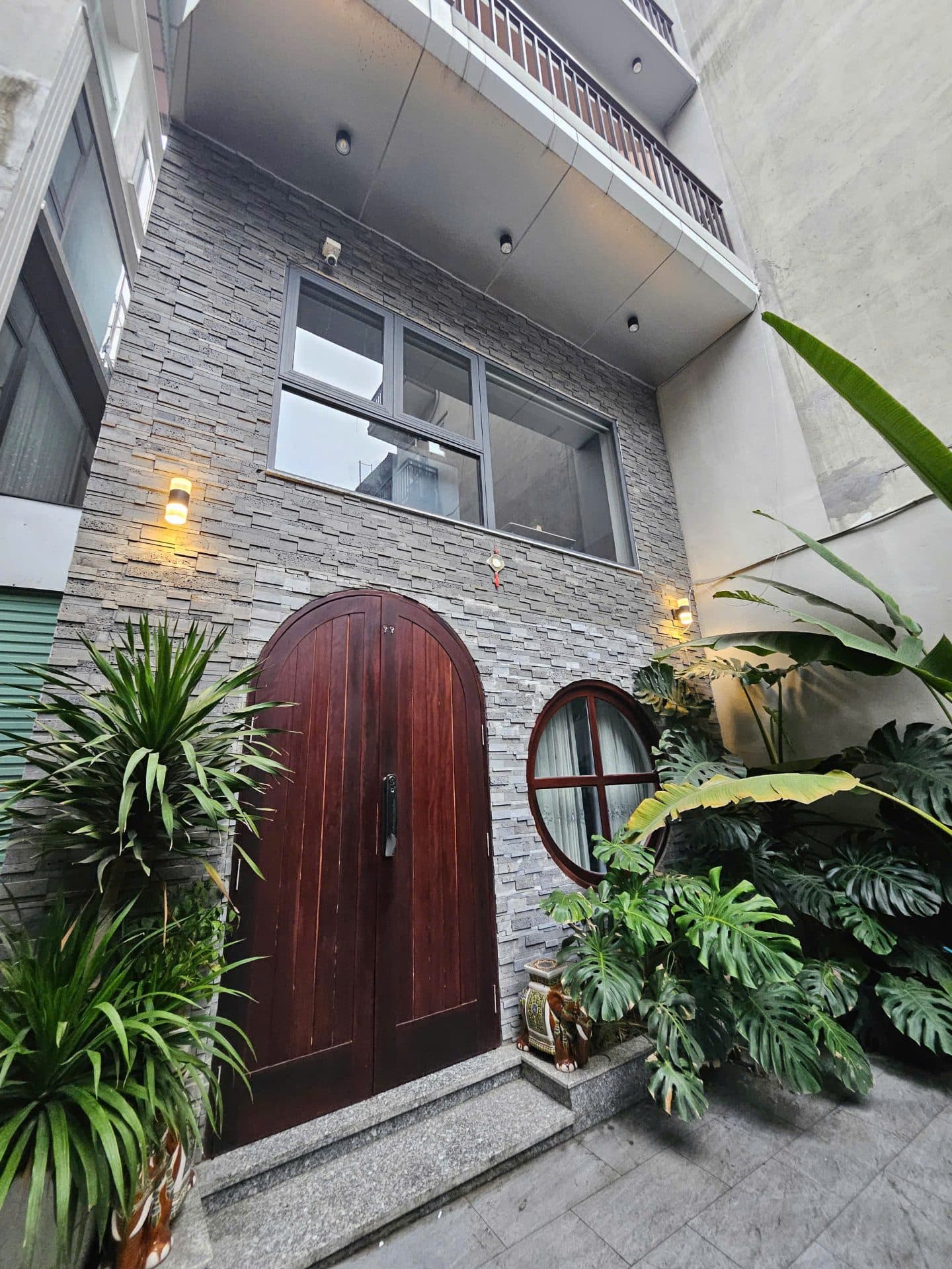 3-Bed Apartment in Long Biên