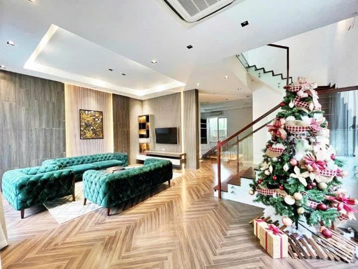 4-Bedroom Semi-Detached Villa for Rent at Hoa Phuong 7, Vinhomes Riverside