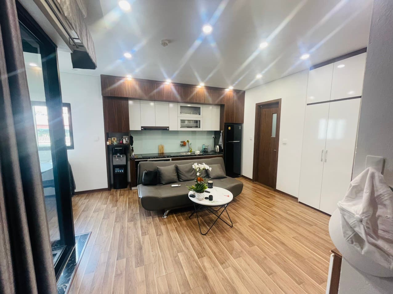 1-Bedroom Serviced Apartment for Rent on Trinh Cong Son, Tay Ho – 12M VND/Month