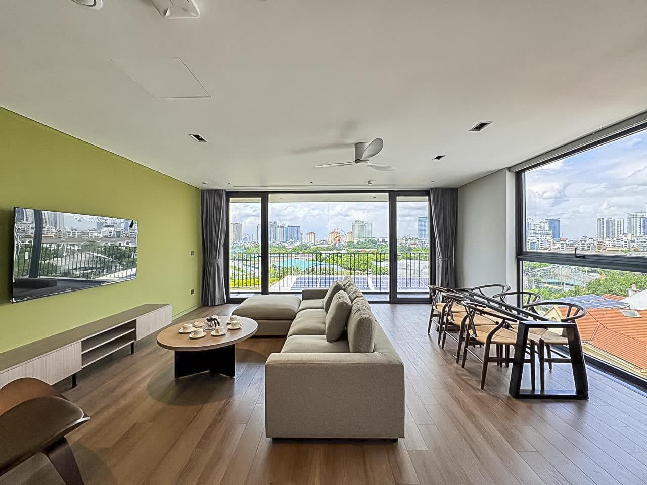 2-Bedroom Serviced Apartment for Rent on Au Co, Tay Ho – 115m² with West Lake View