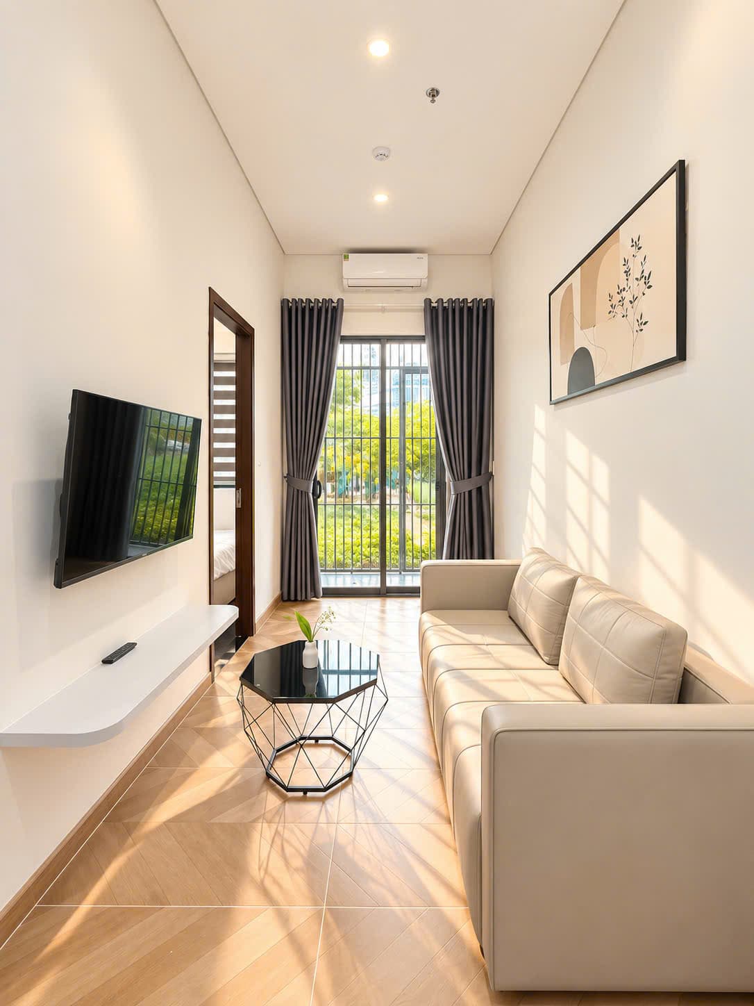 Balcony 1-Bed Apartment for Rent in Quận Sơn Trà, Da Nang