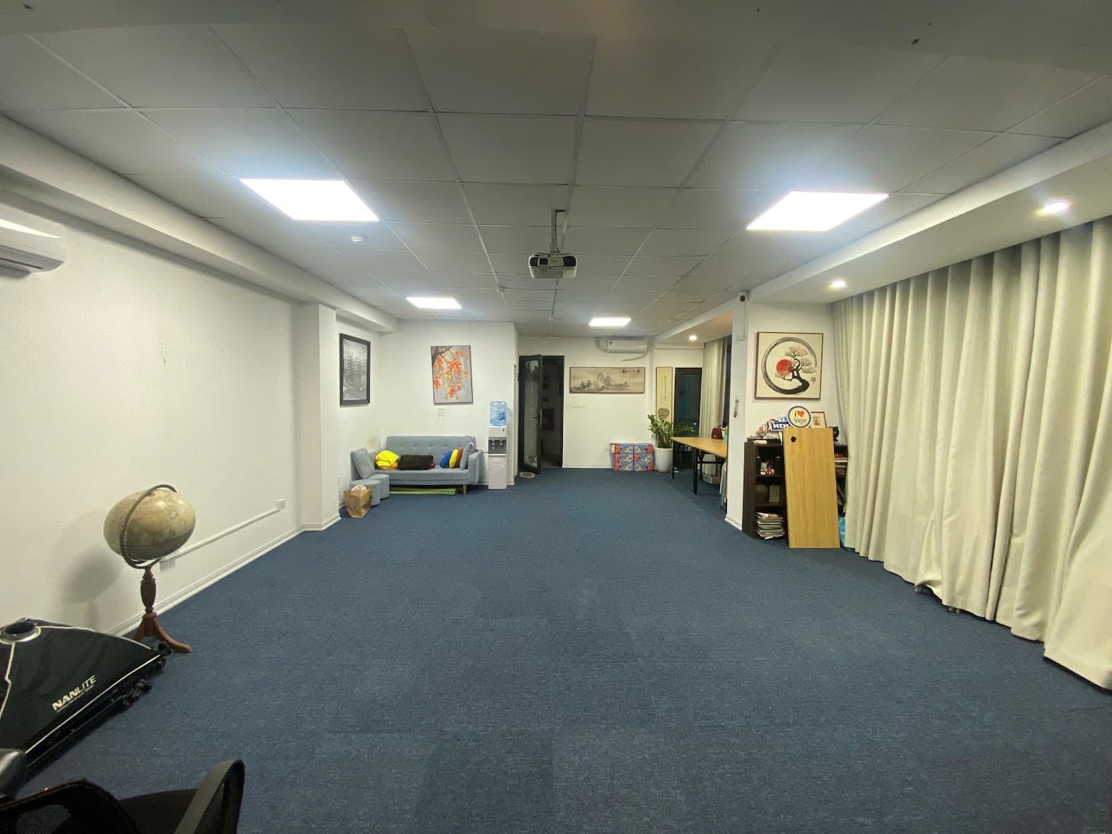 Commercial Space on 27 Huỳnh Thúc Kháng, Vietnam · Ref 5F6DC3 2