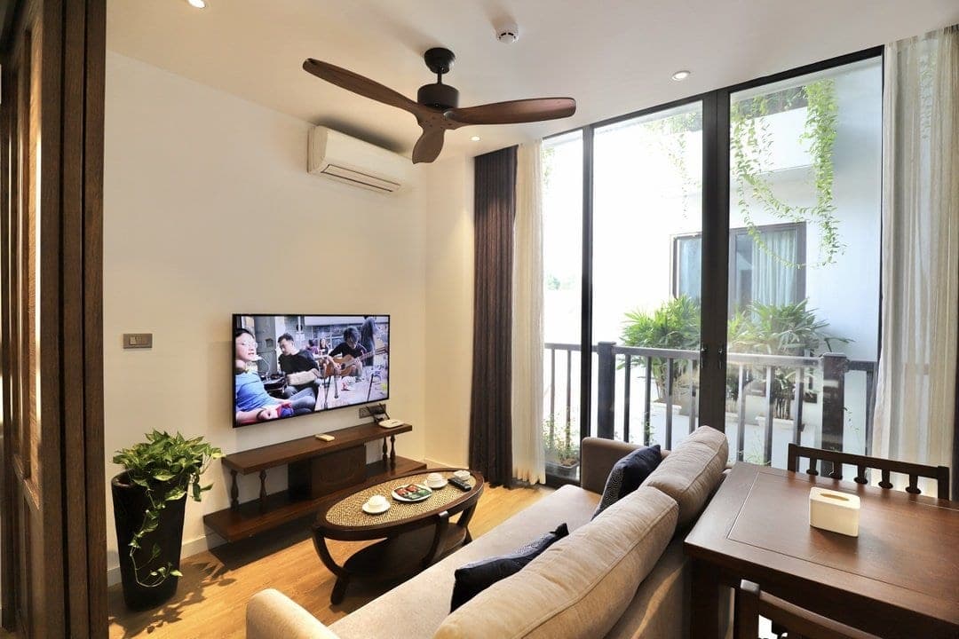 One-Bedroom Apartment with Balcony at 11 Tôn Thất Thiệp, Hoàn Kiếm