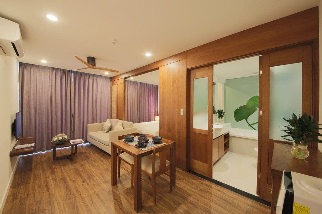 1-Bedroom Apartment with Balcony at 19/36 Dao Tan, Ba Đình · Unit 304