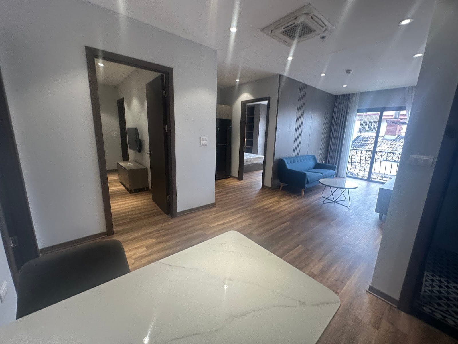 Bright 2-Bed Apartment in Tay Ho 3