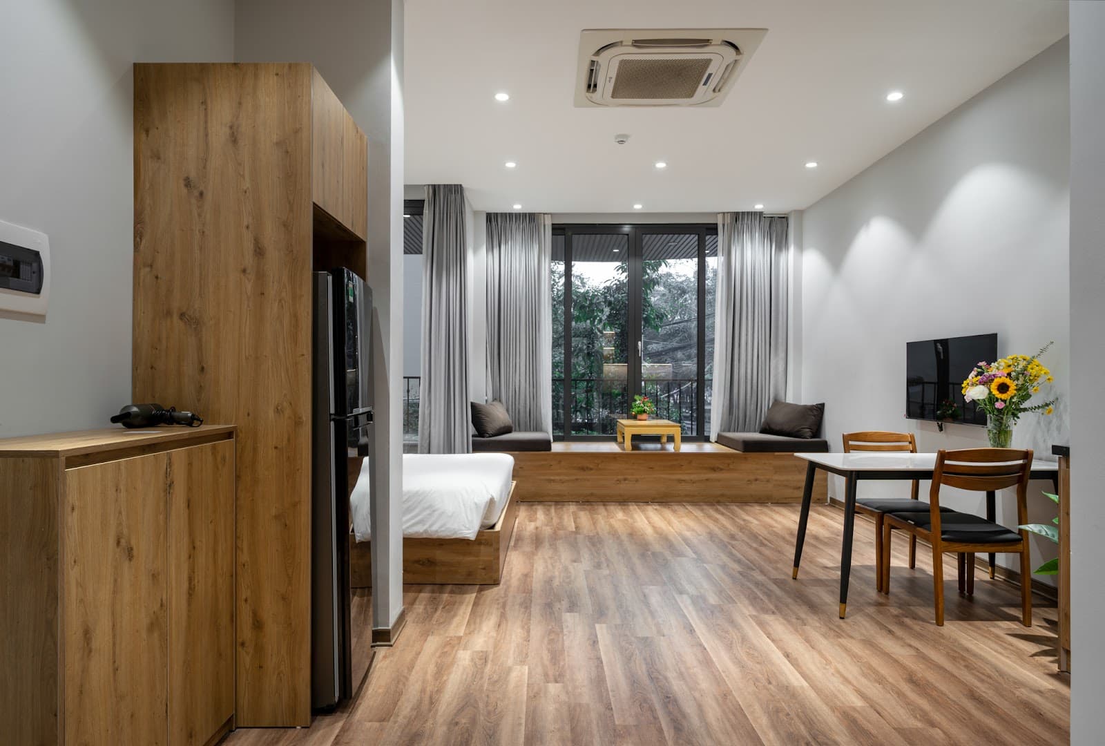 Modern Studio in Tay Ho