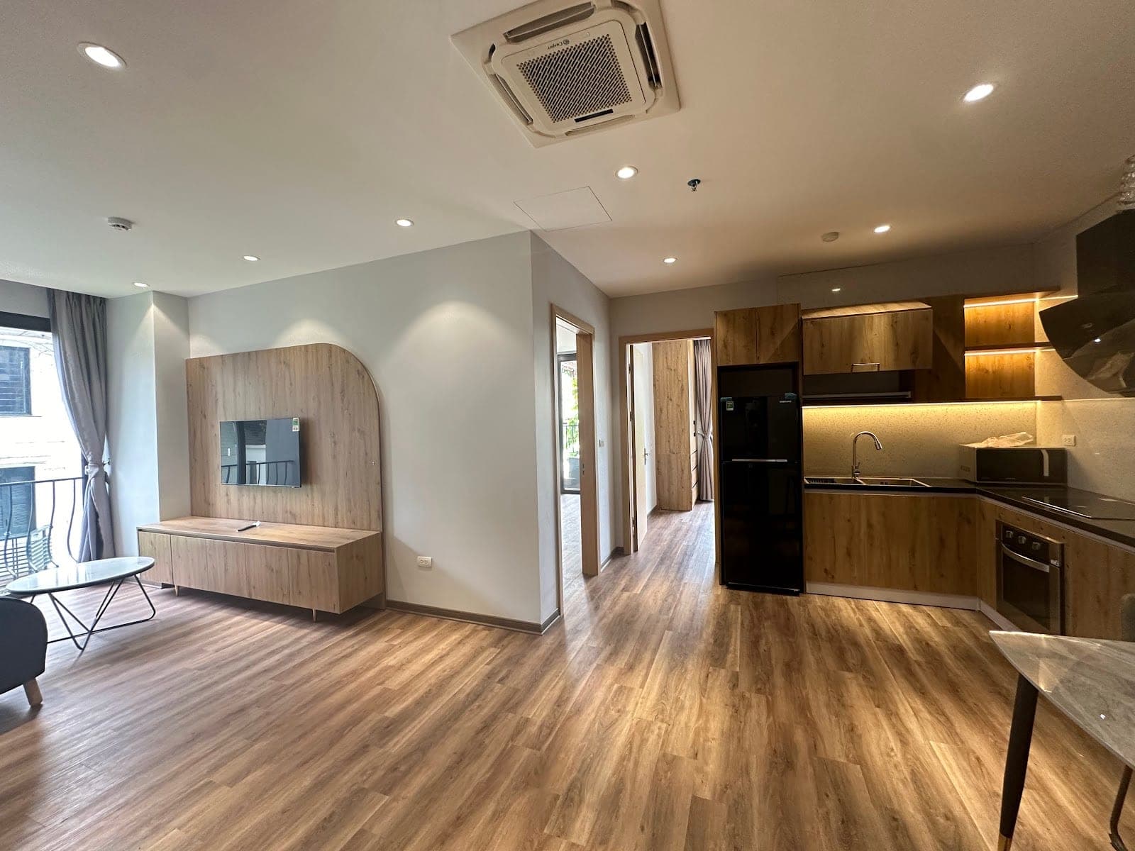 Modern-Design 2-Bed Apartment in Tay Ho