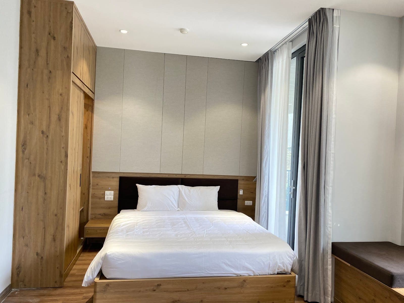 Stylish Studio in Tay Ho 3