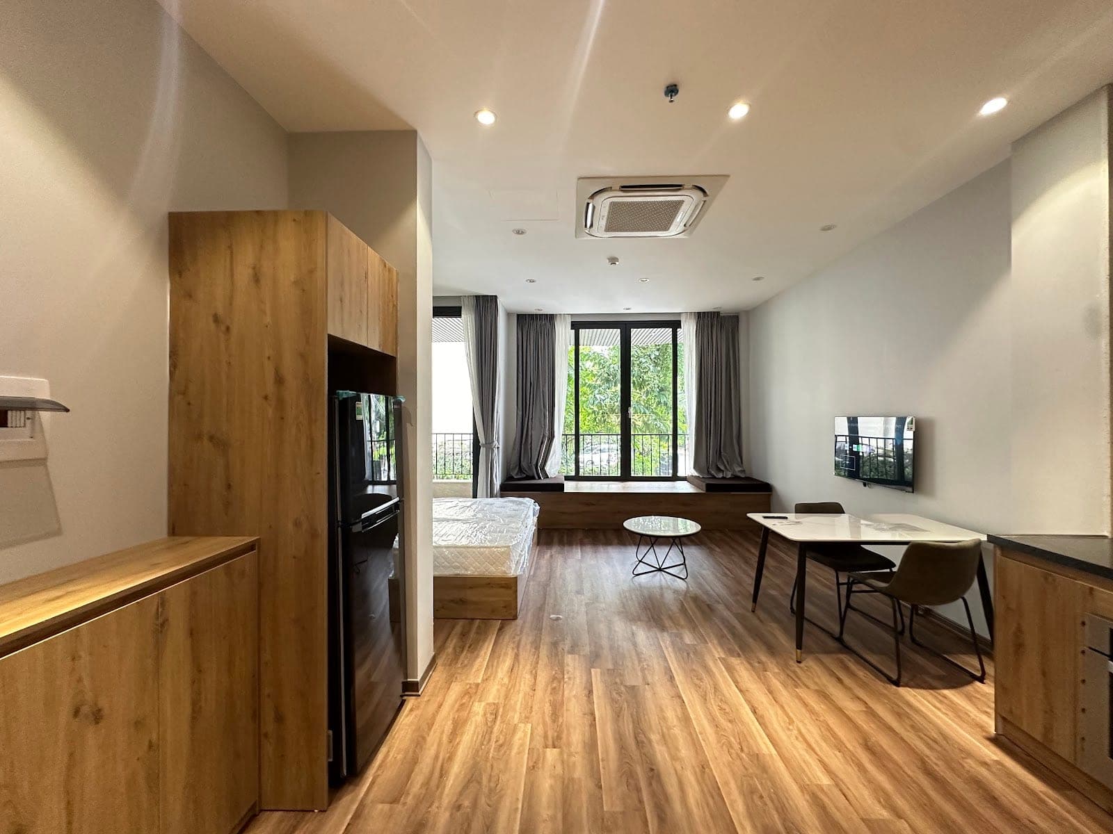Comfy Studio in Tay Ho 2