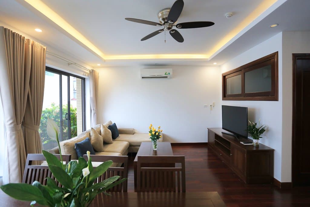 Comfortable 2-Bedroom Apartment on 20 Tay Ho, Tây Hồ