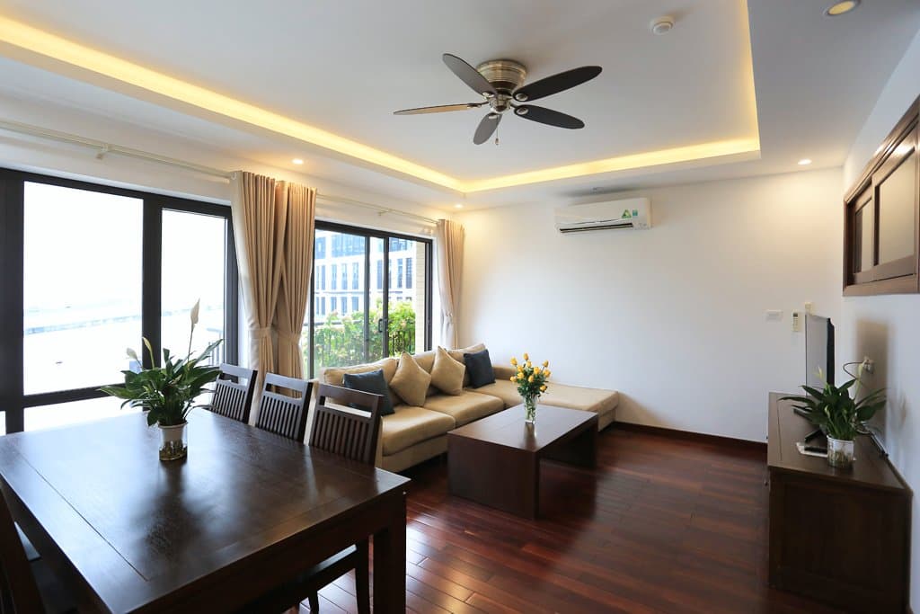 Comfortable 2-Bedroom Apartment on 20 Tay Ho, Tây Hồ 3