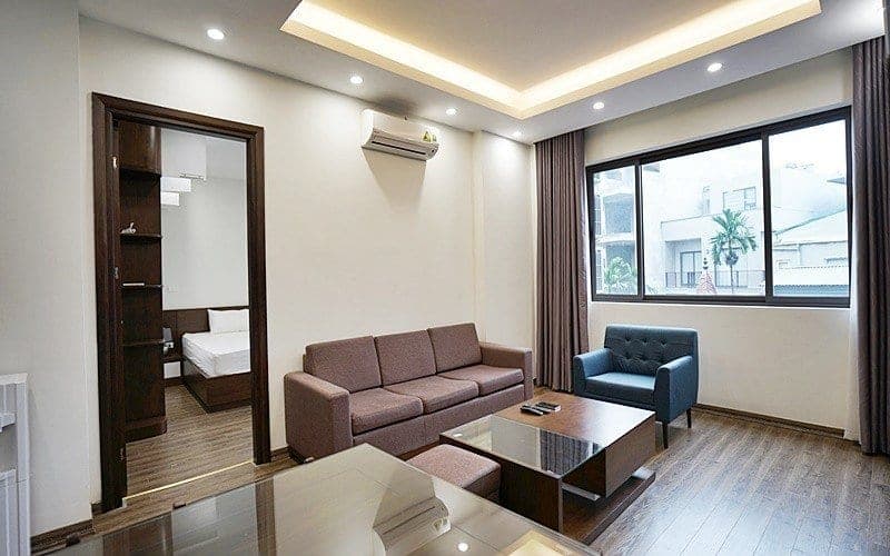 Expat Area 1-Bed Apartment with Balcony in Tây Hồ · To Ngoc Van (Unit 202)