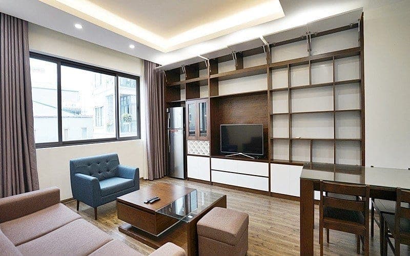 Expat Area 1-Bed Apartment with Balcony in Tây Hồ · To Ngoc Van (Unit 202) 2