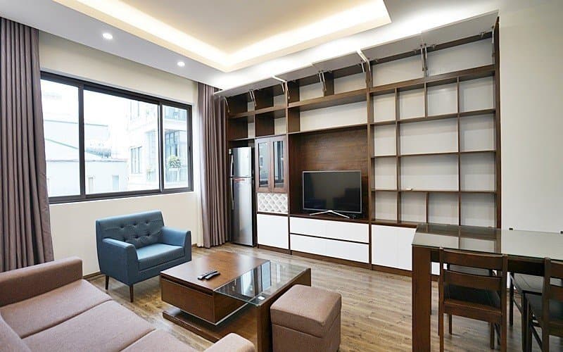 Popular Street 1-Bedroom Apartment with Balcony on To Ngoc Van, Tây Hồ · Unit 402